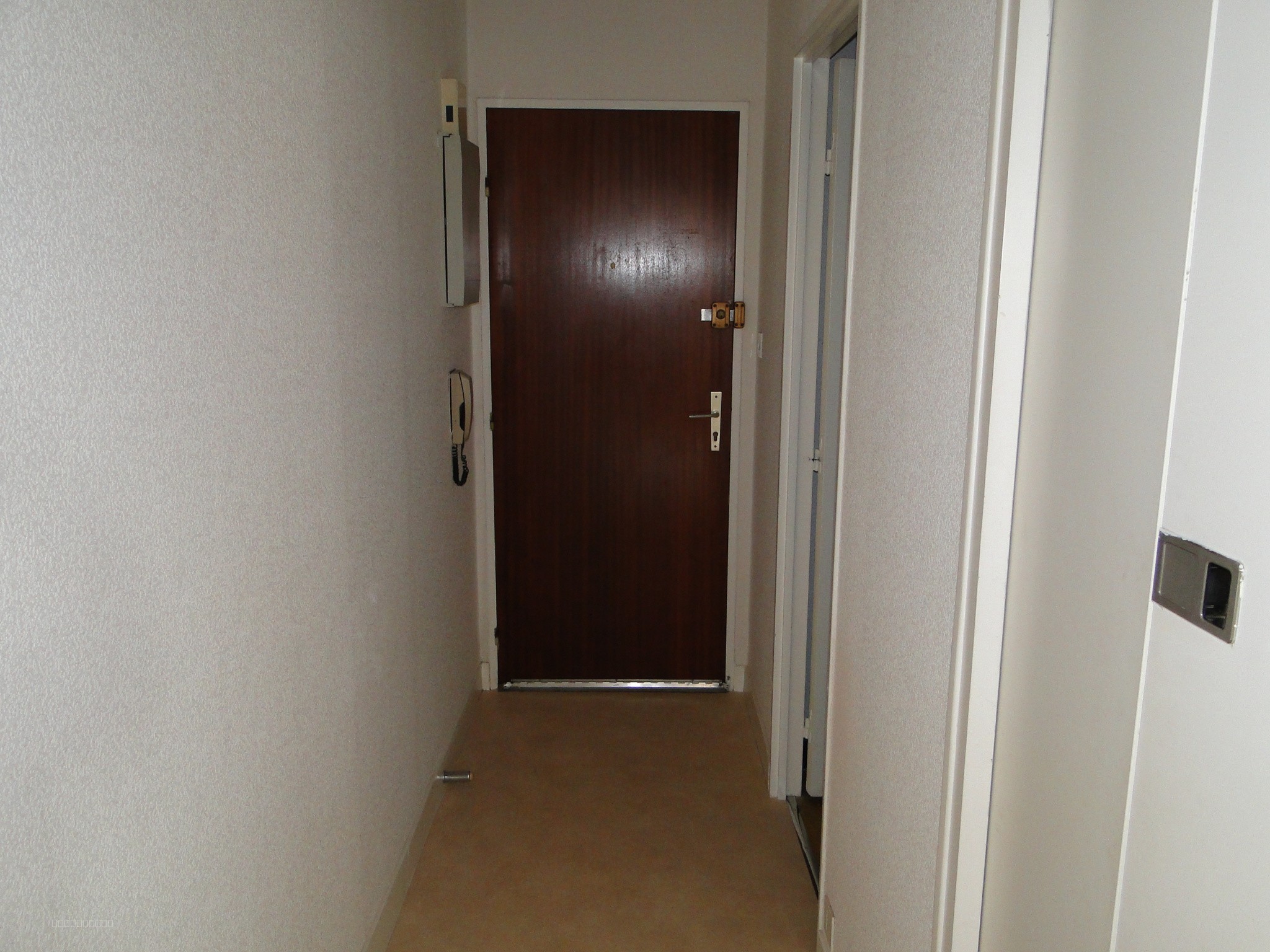Studio avec balcon en centre-ville — photo 4