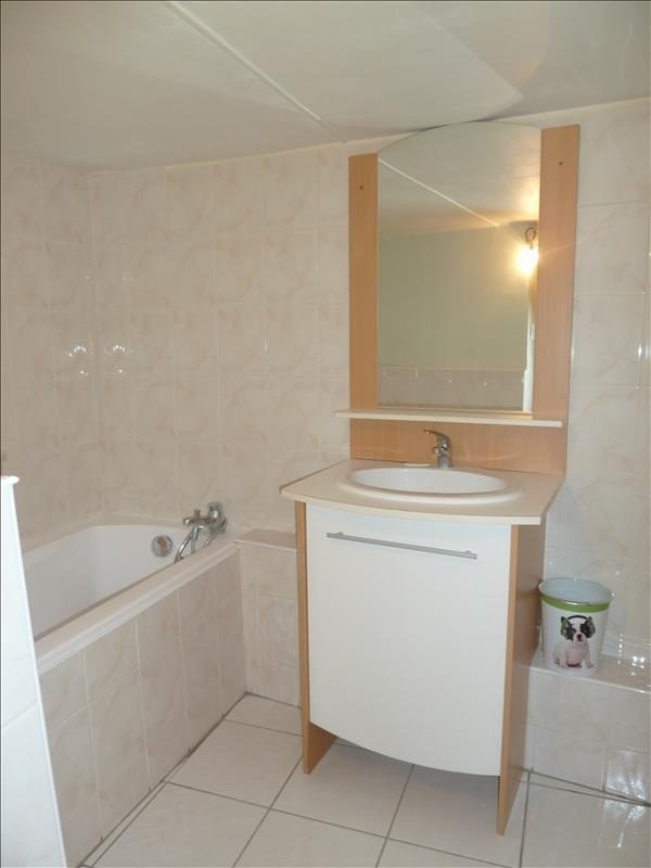 CHAMBERY, hyper centre T1 en duplex — photo 7