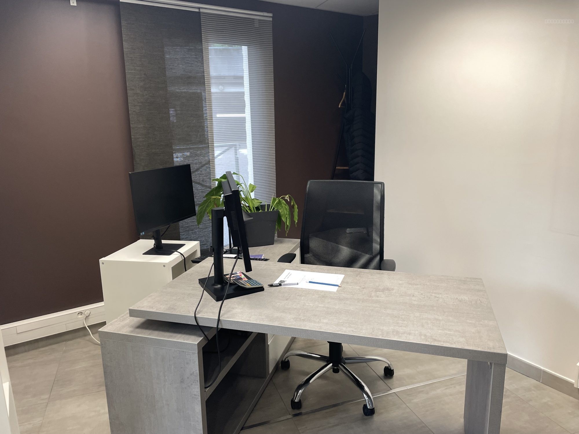 SPACIEUX BUREAUX HYPER CENTRE — photo 3