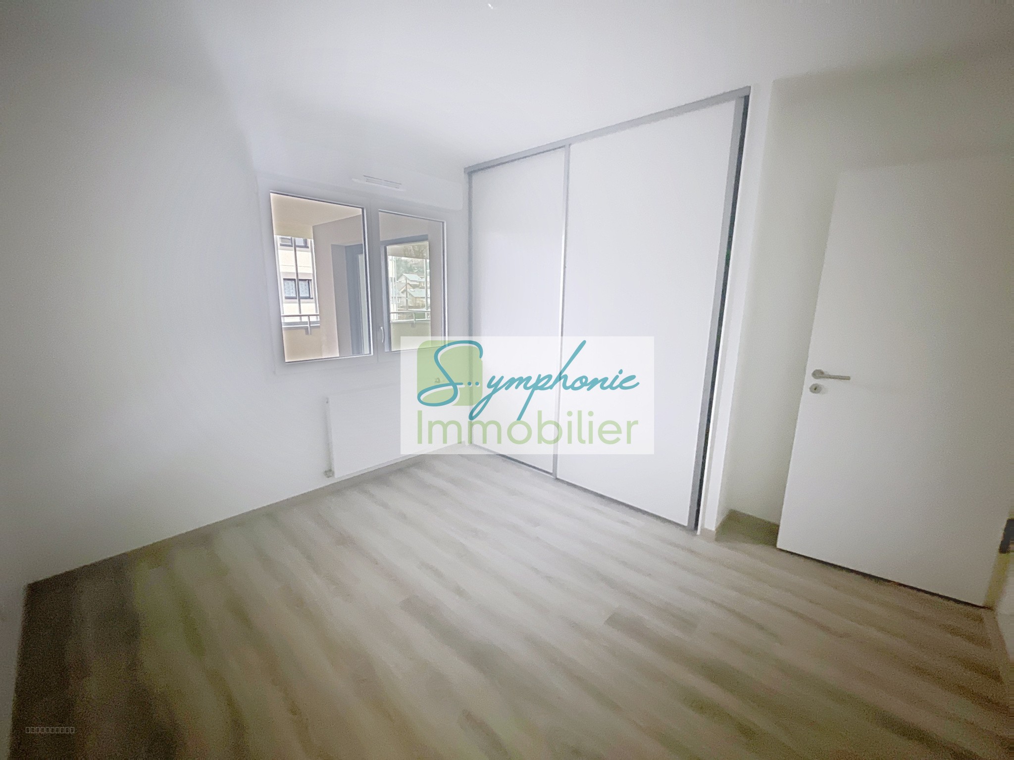 VIVIERS DU LAC , T3 dans résidence neuve ! — photo 4