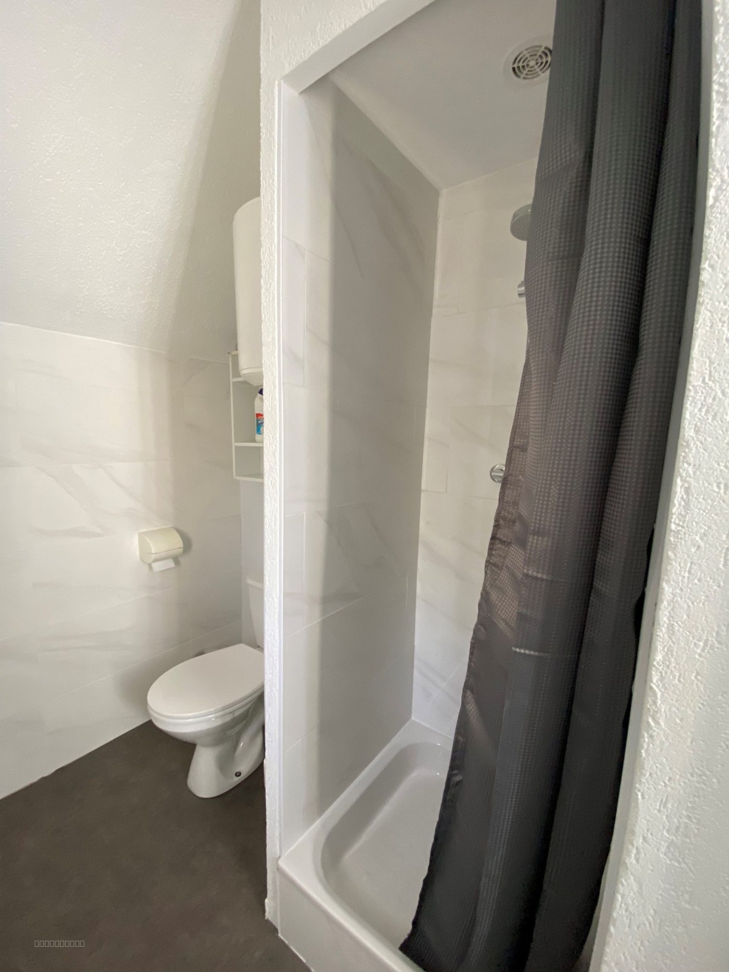 JACOB BELLECOMBETTE, proche FAC, studio meublé — photo 4