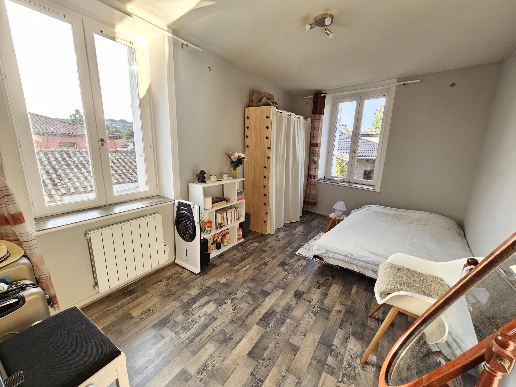 Location T2 de 33 m2 hab. Saint Laurent d'Agny centre — photo 9