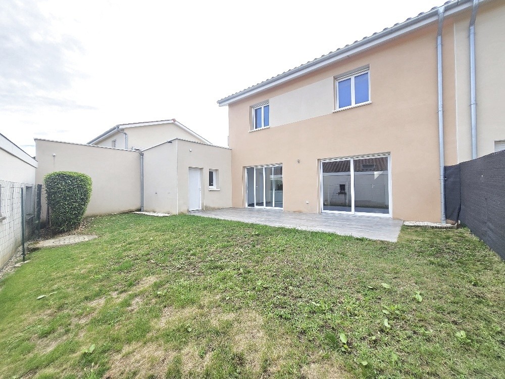 Villa jumelée récente 6 pièces à Brindas — photo 3