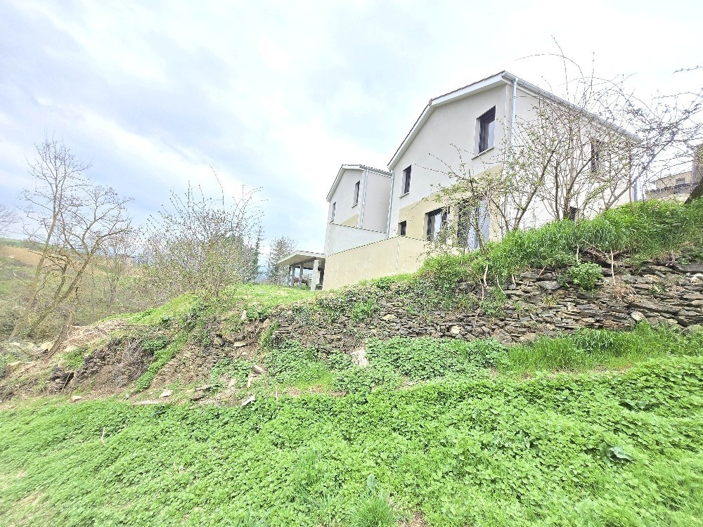 Villa moderne indépendante de 85 m2 hab. sur Terrain de 270 m2 69240 Trèves, — photo 2