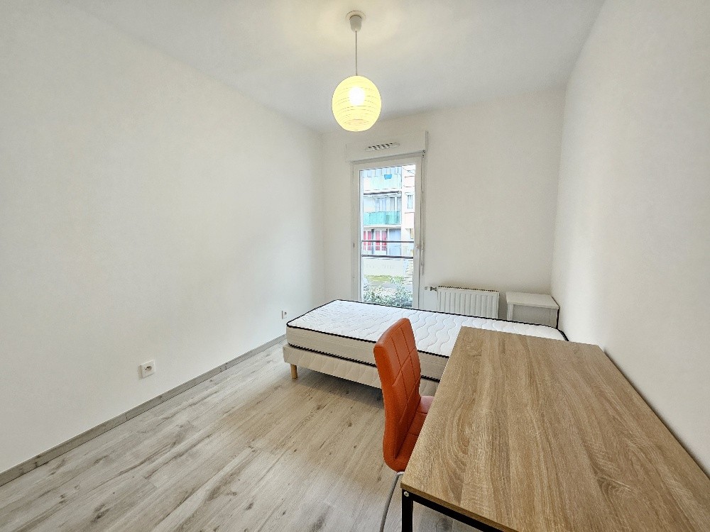 Location 4 Chambres dans Appartement de 73.56 m2 hab. 69800 SAINT PRIEST — photo 11