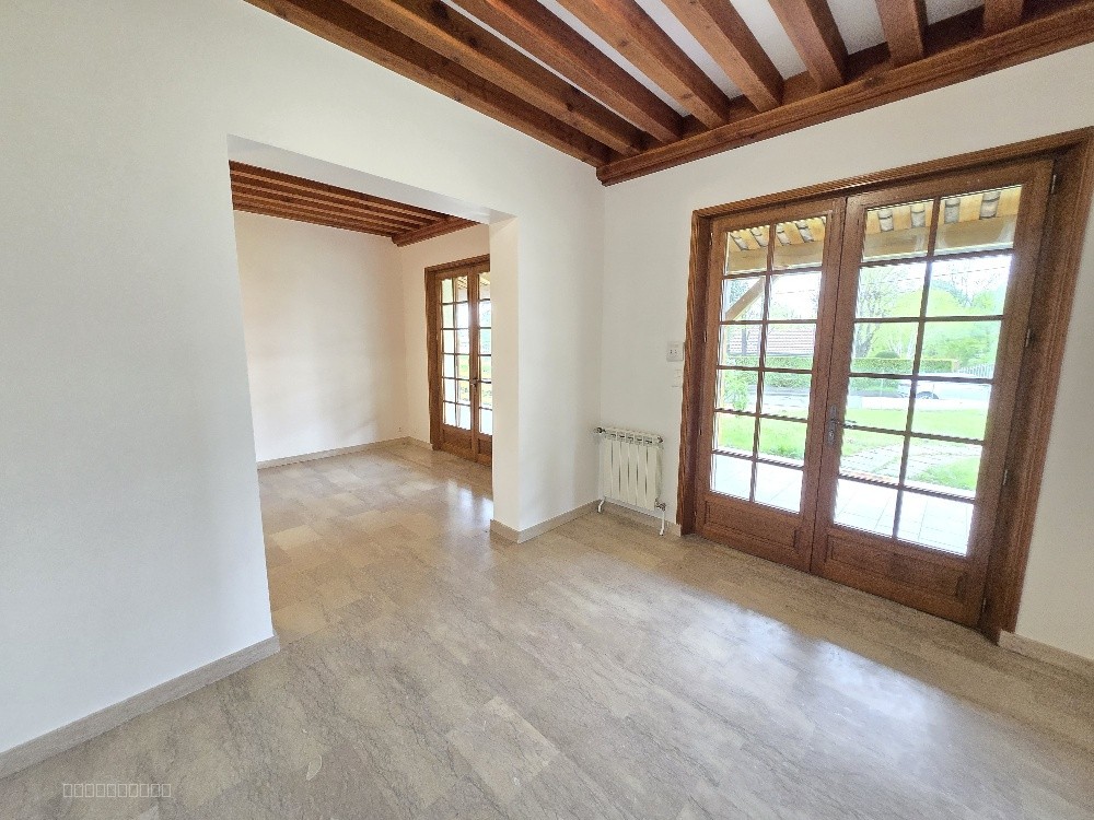 Grande Villa de type Familiale 212.38 m2 hab. sur Terrain de 1950 m2 clos, végétalisé 69340 FRANCHEVILLE — photo 10
