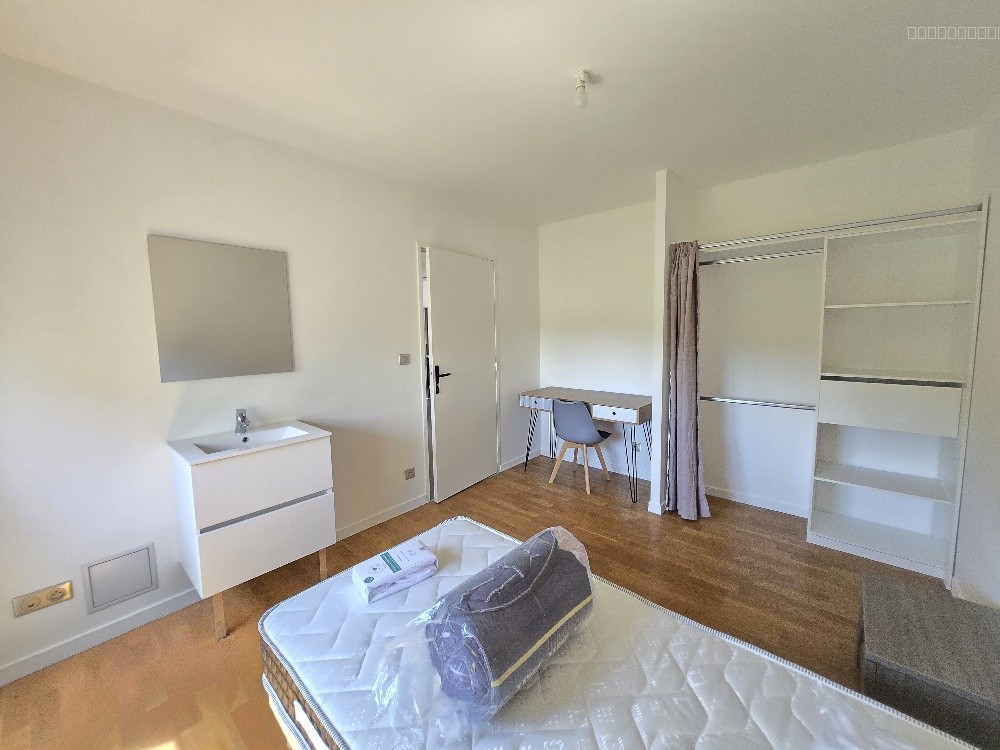 COLOCATION 3 Chambres dans  Appartement meublé/équipé  type 4 La Mulatière — photo 11