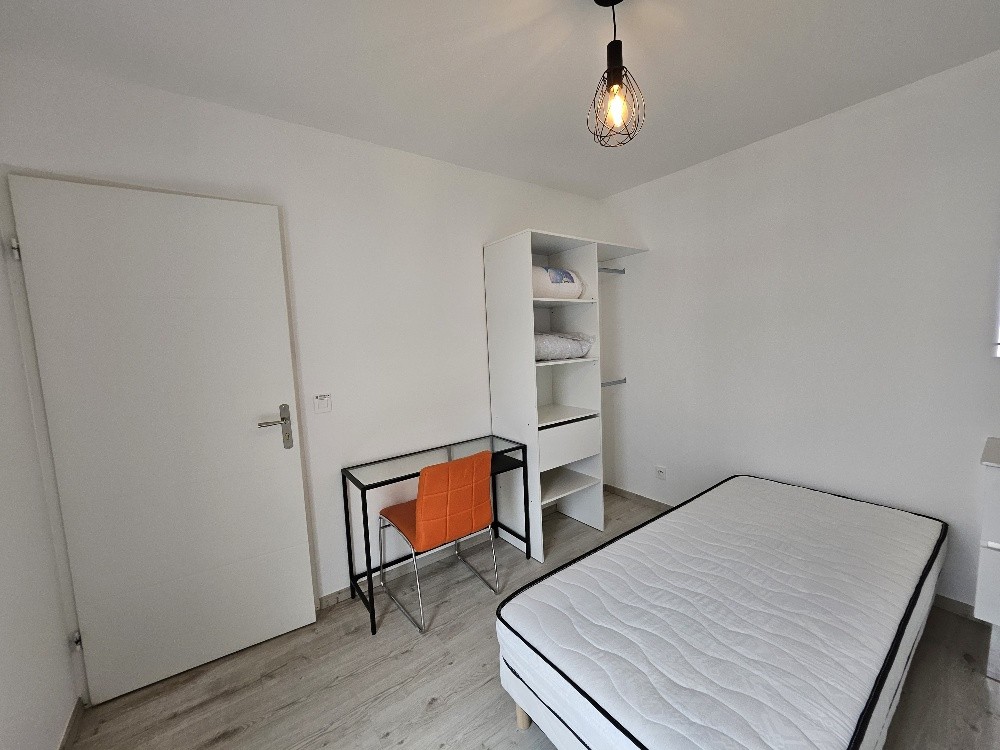 Location 4 Chambres dans Appartement de 73.56 m2 hab. 69800 SAINT PRIEST — photo 15
