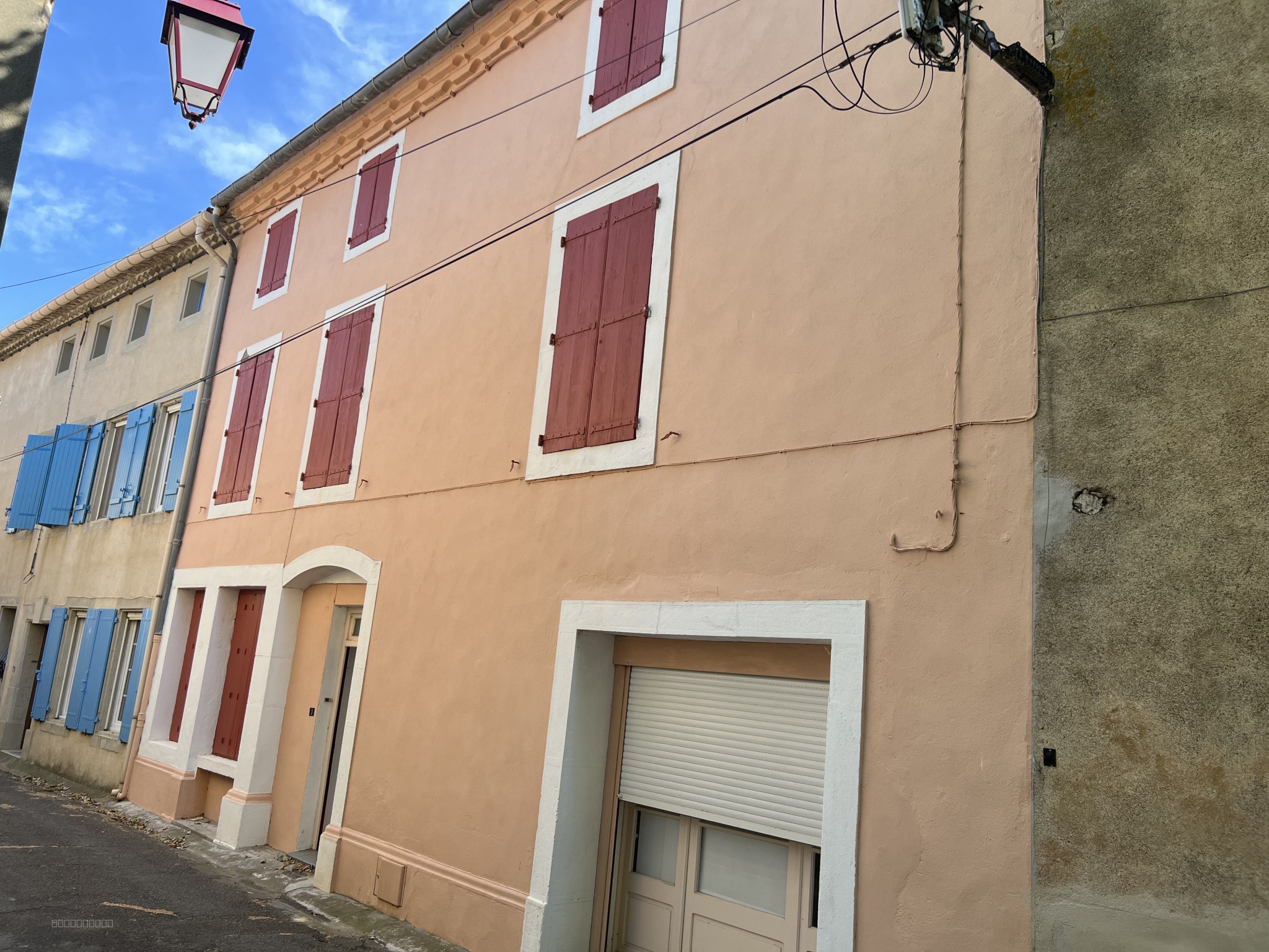 maison de village avec cour sans vis a vis et garage — photo 16