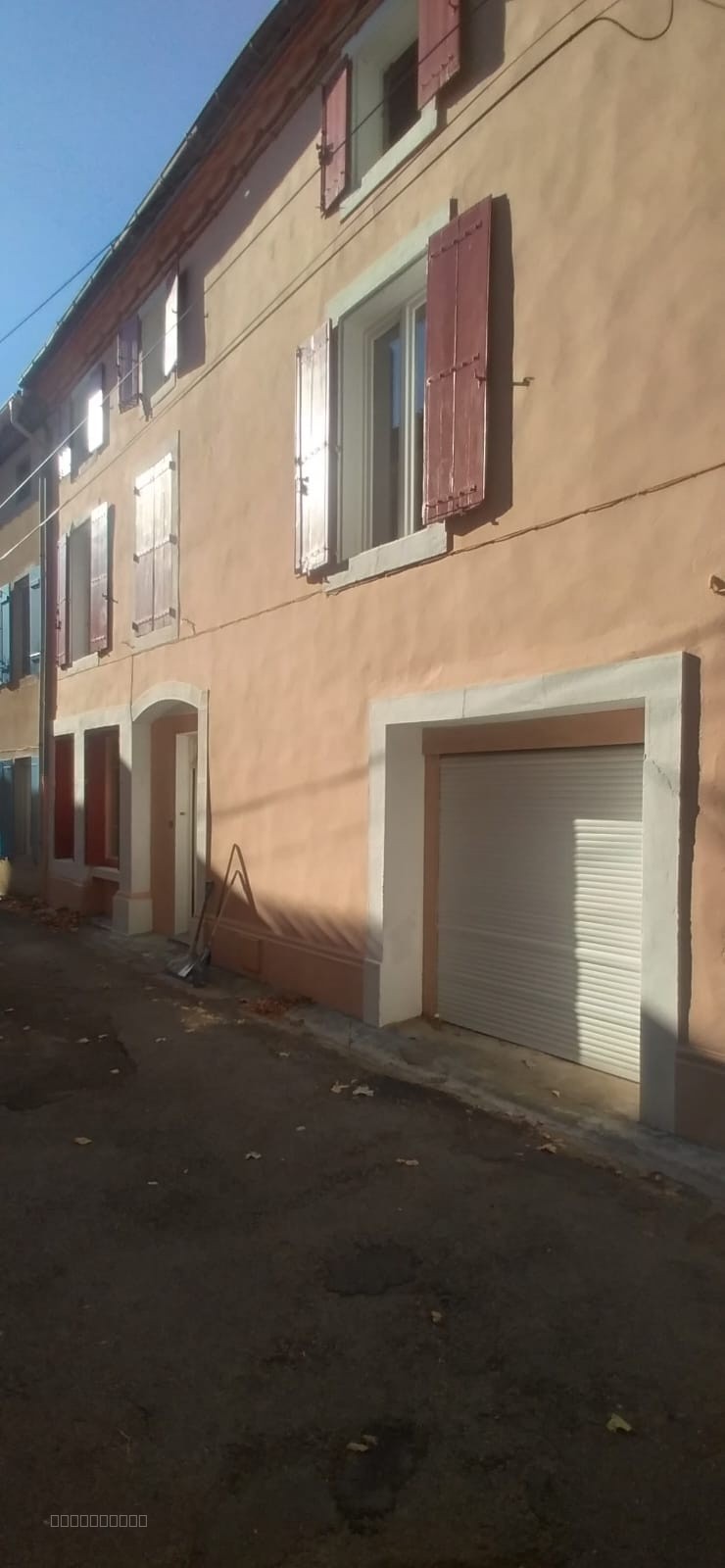maison de village avec cour sans vis a vis et garage — photo 18