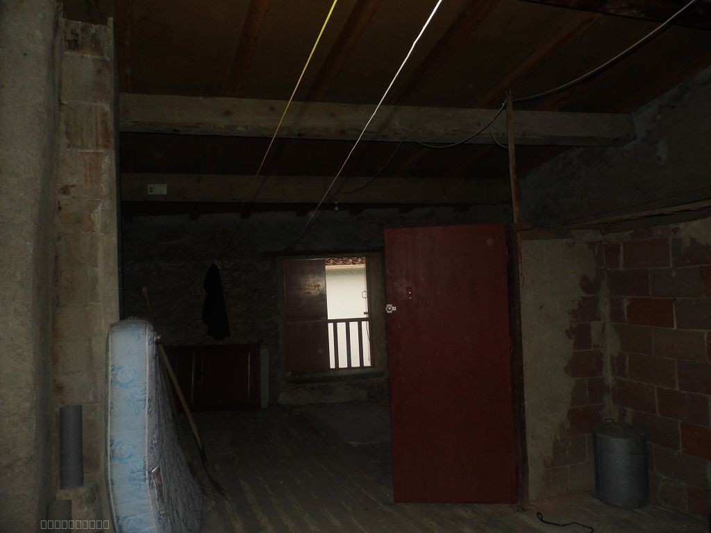 maison de village avec garage — photo 12
