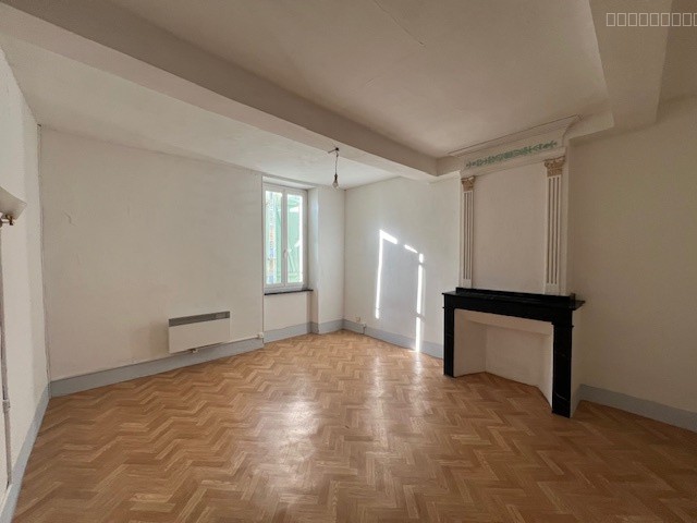 Maison avec cour et terrasse — photo 7