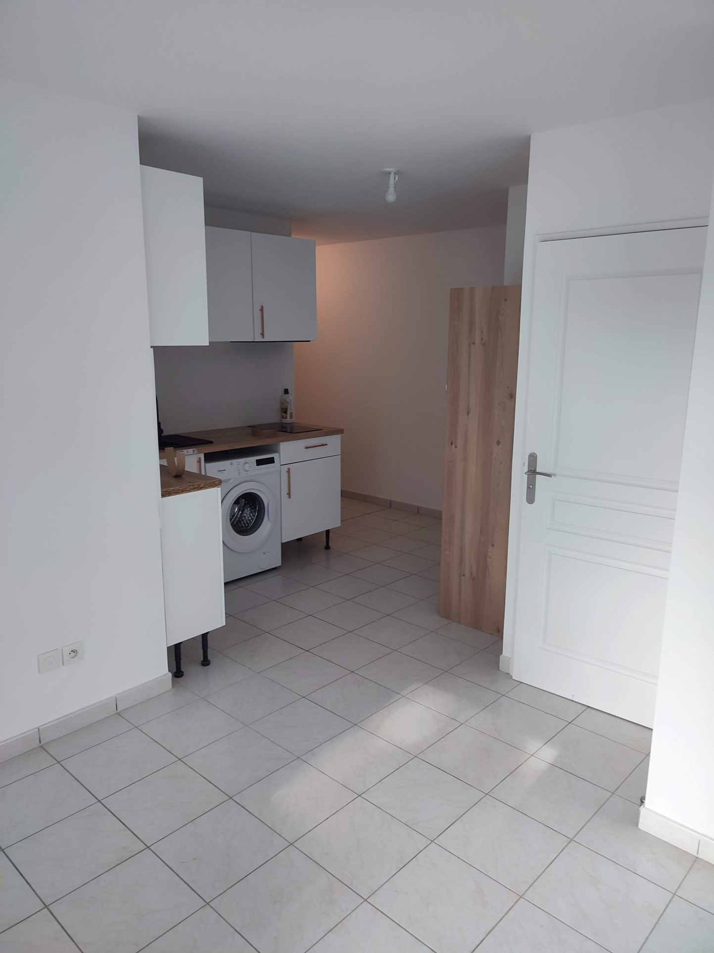 Appartement 2 pièces meublé - 46,78m2 - Saint-Foy-Les-Lyon — photo 6