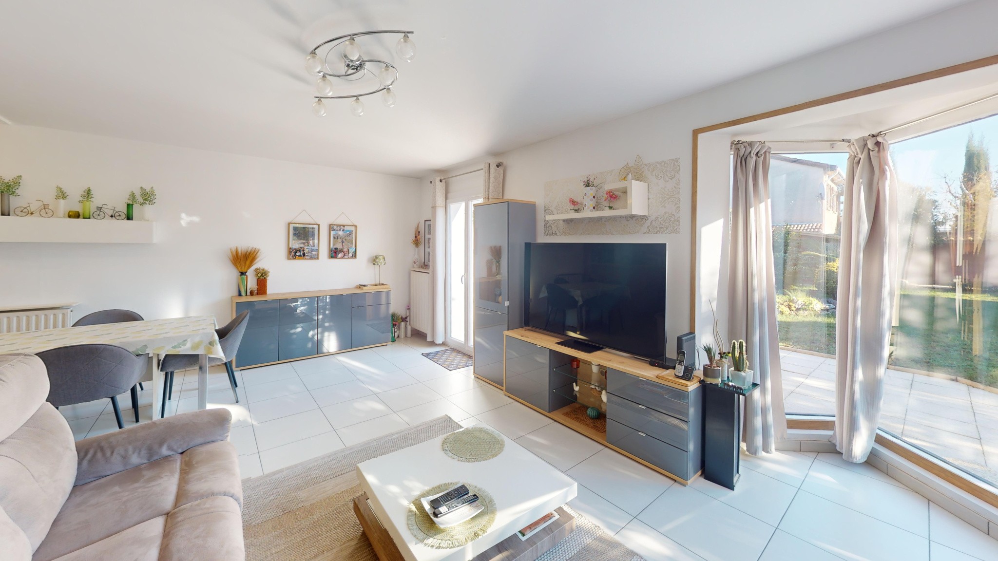 Maison avec jardin - Vénissieux — photo 2