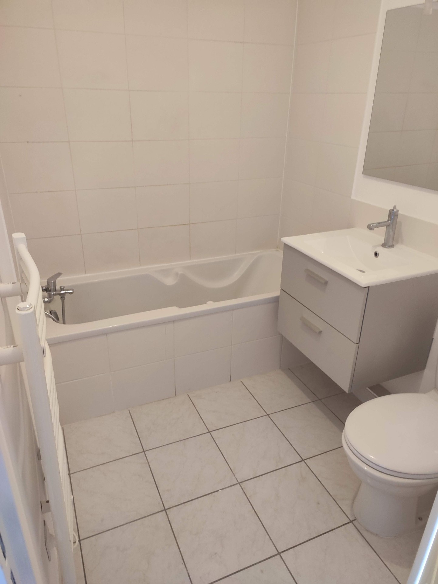 Appartement 2 pièces meublé - 46,78m2 - Saint-Foy-Les-Lyon — photo 4