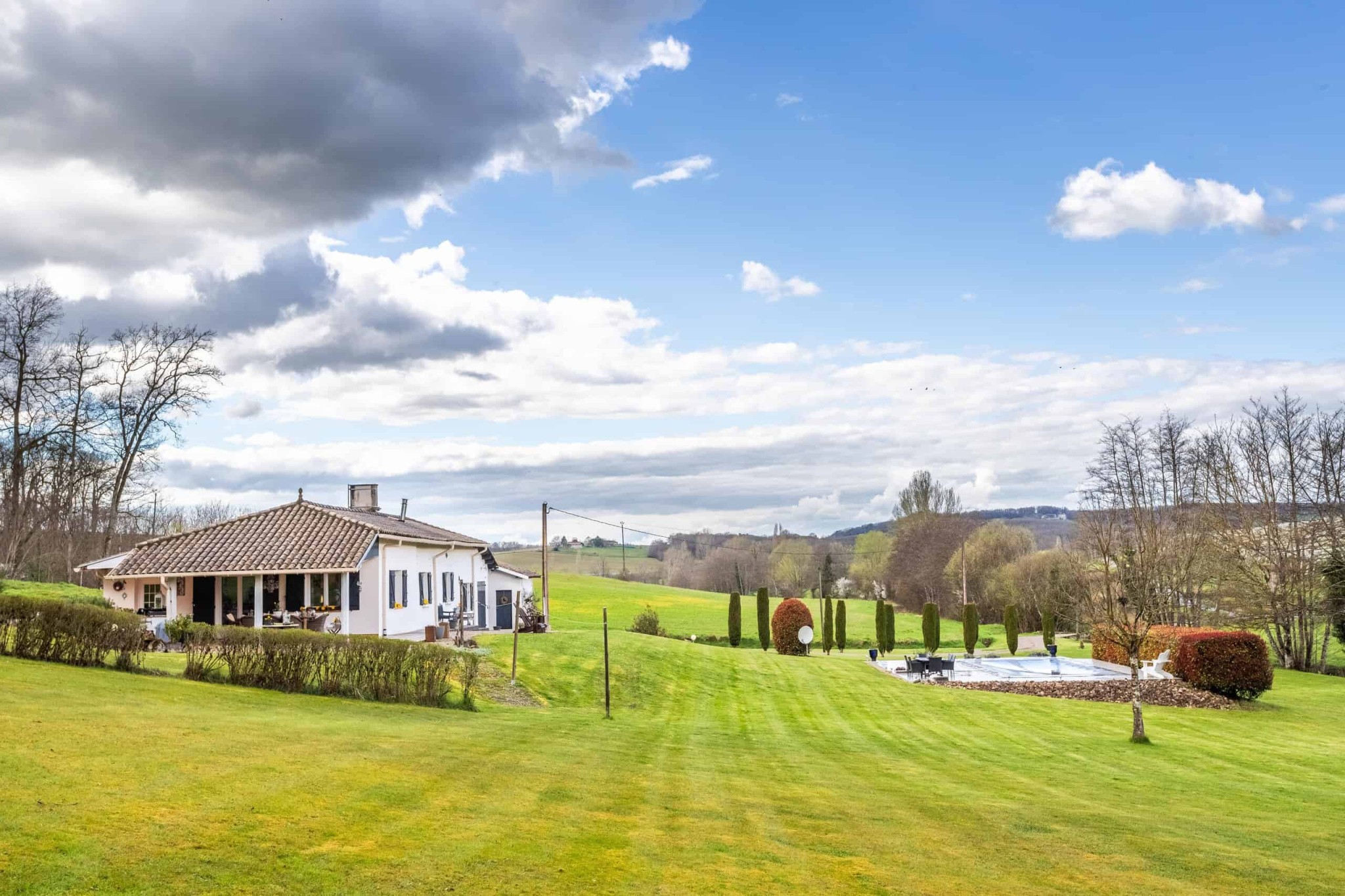 Maison de campagne avec piscine et vue — photo 8