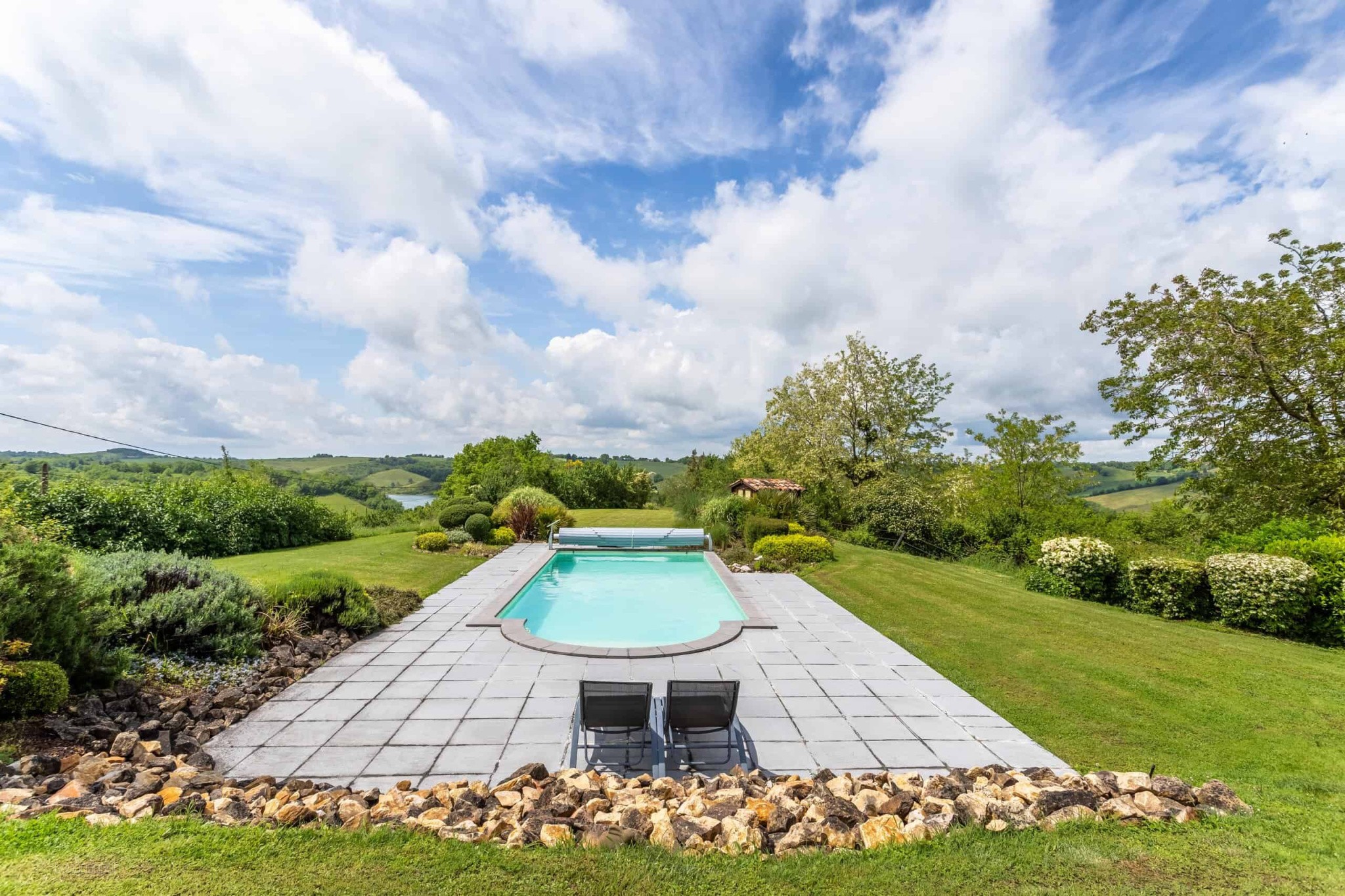 Country property with pool, land, outbuildings and view over a lake — photo 10