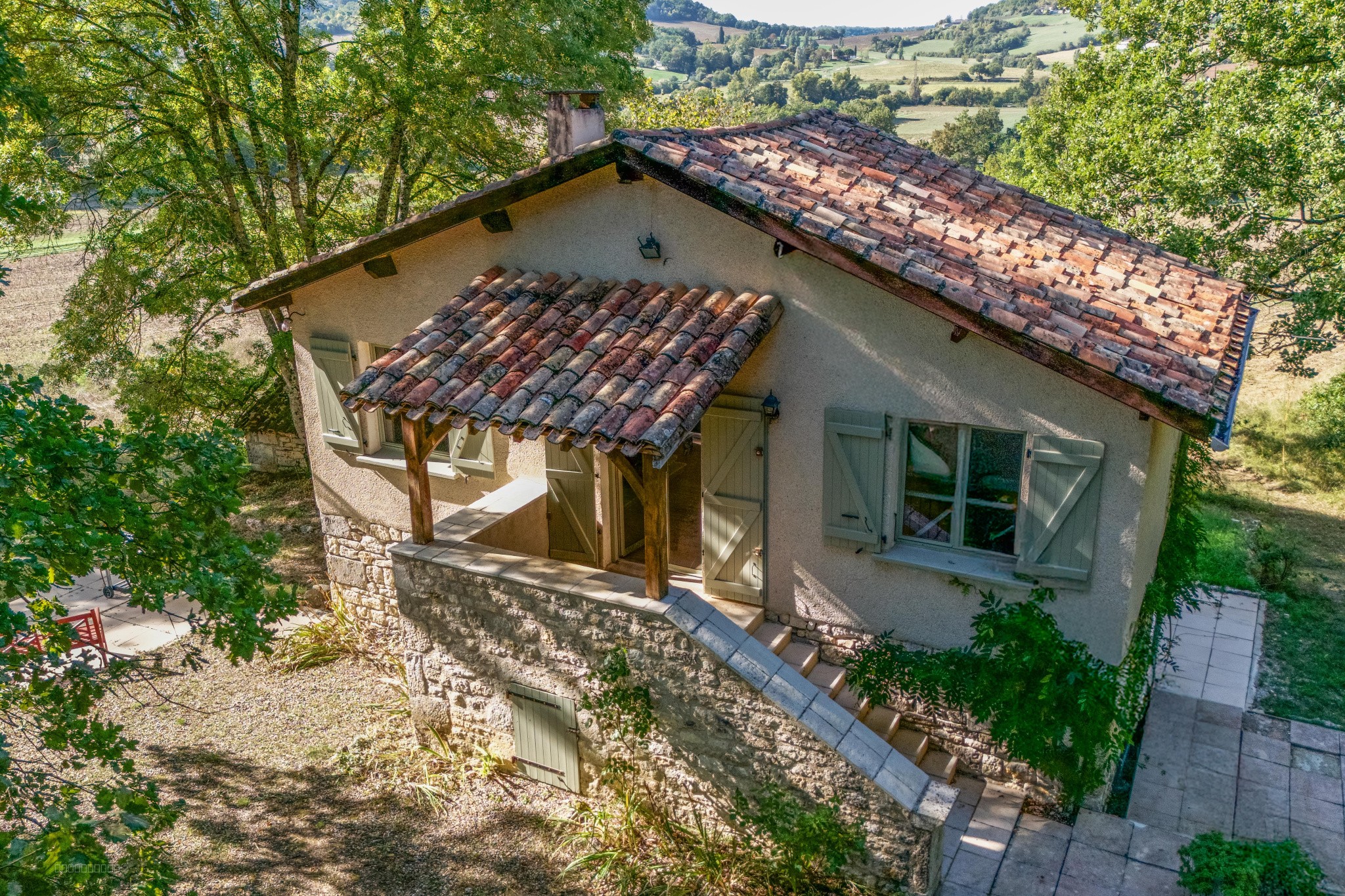 Country property with garden and view — photo 8