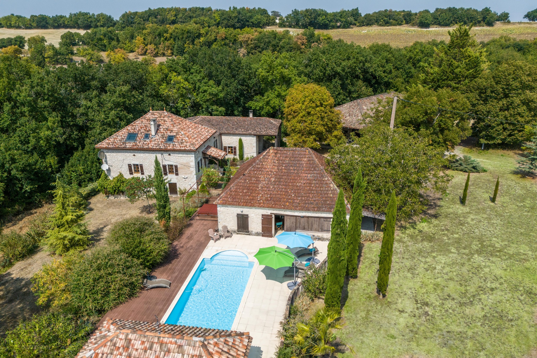Country property — photo 2