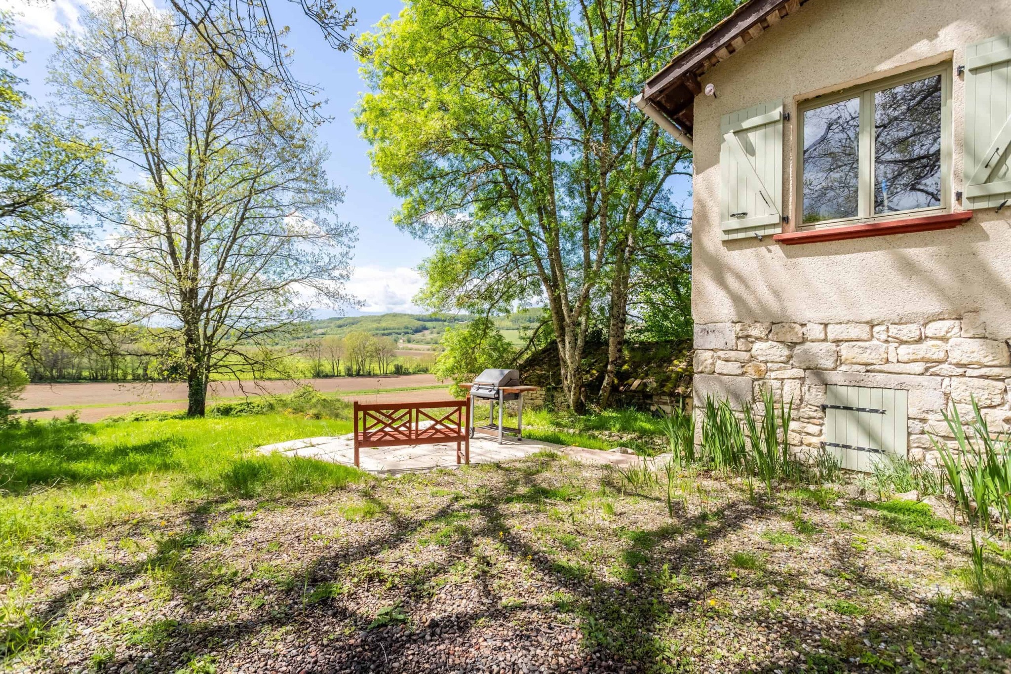 Country property with garden and view — photo 12