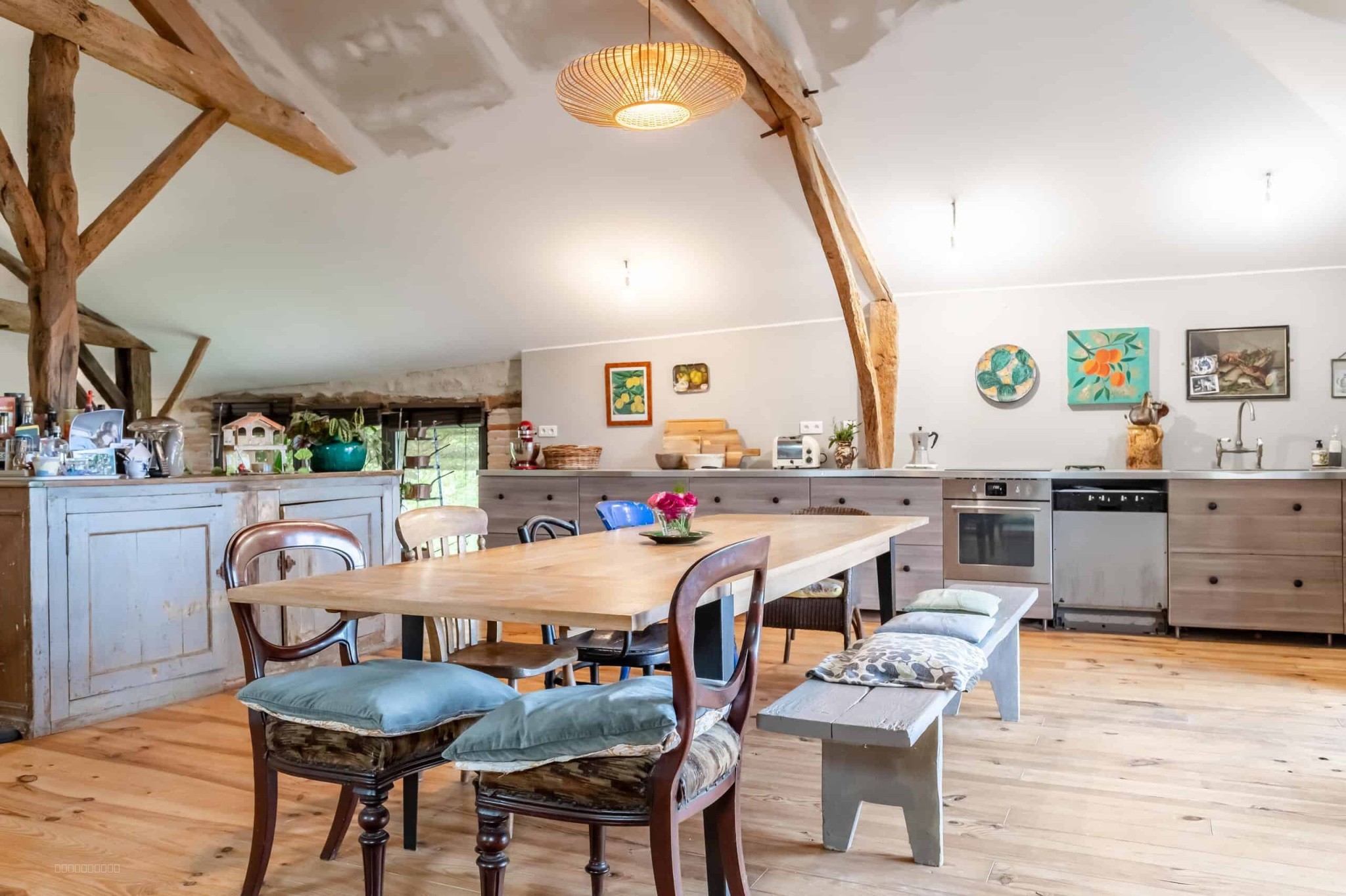 Country property with annexe and garaging — photo 12