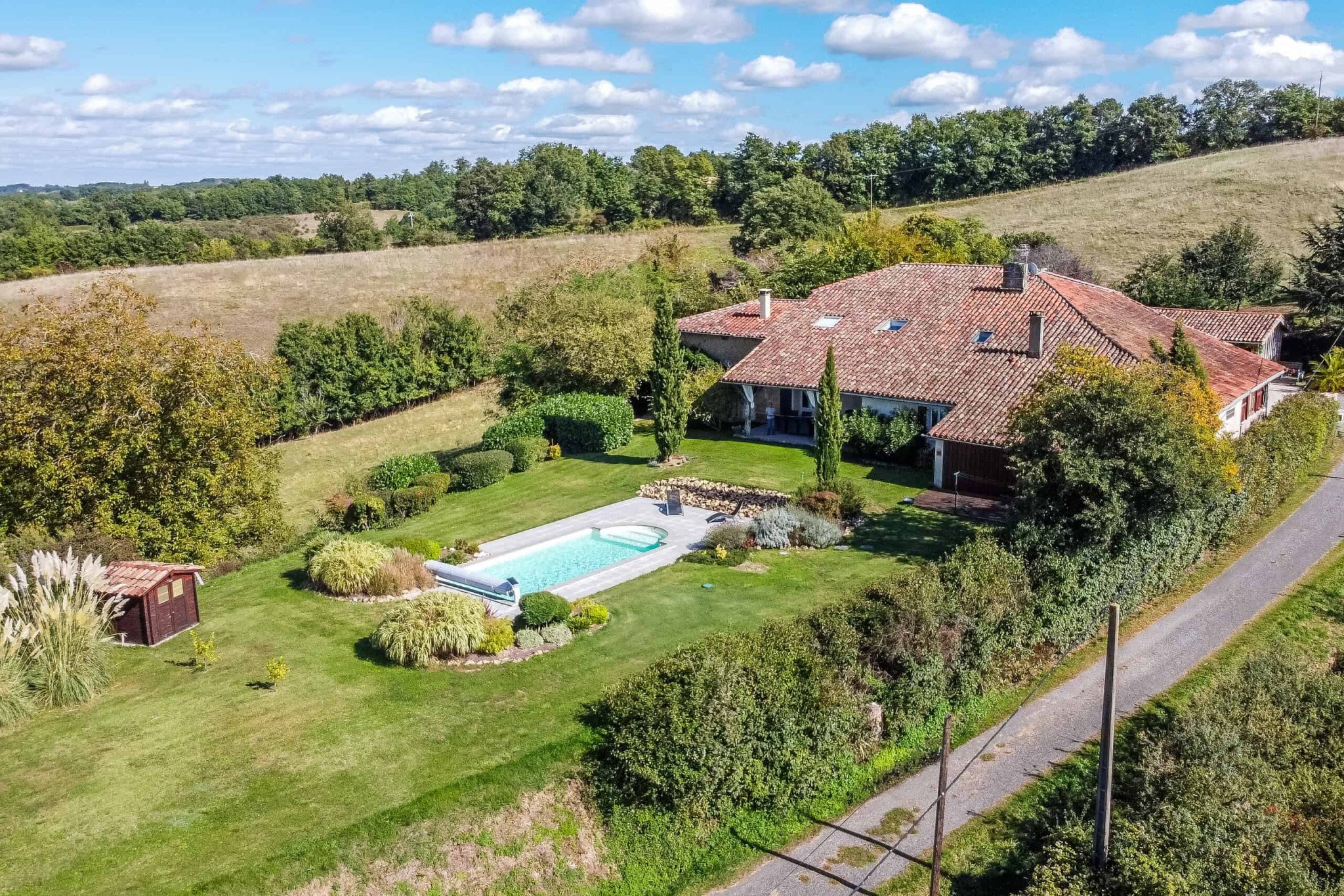Country property with pool, land, outbuildings and view over a lake — photo 3
