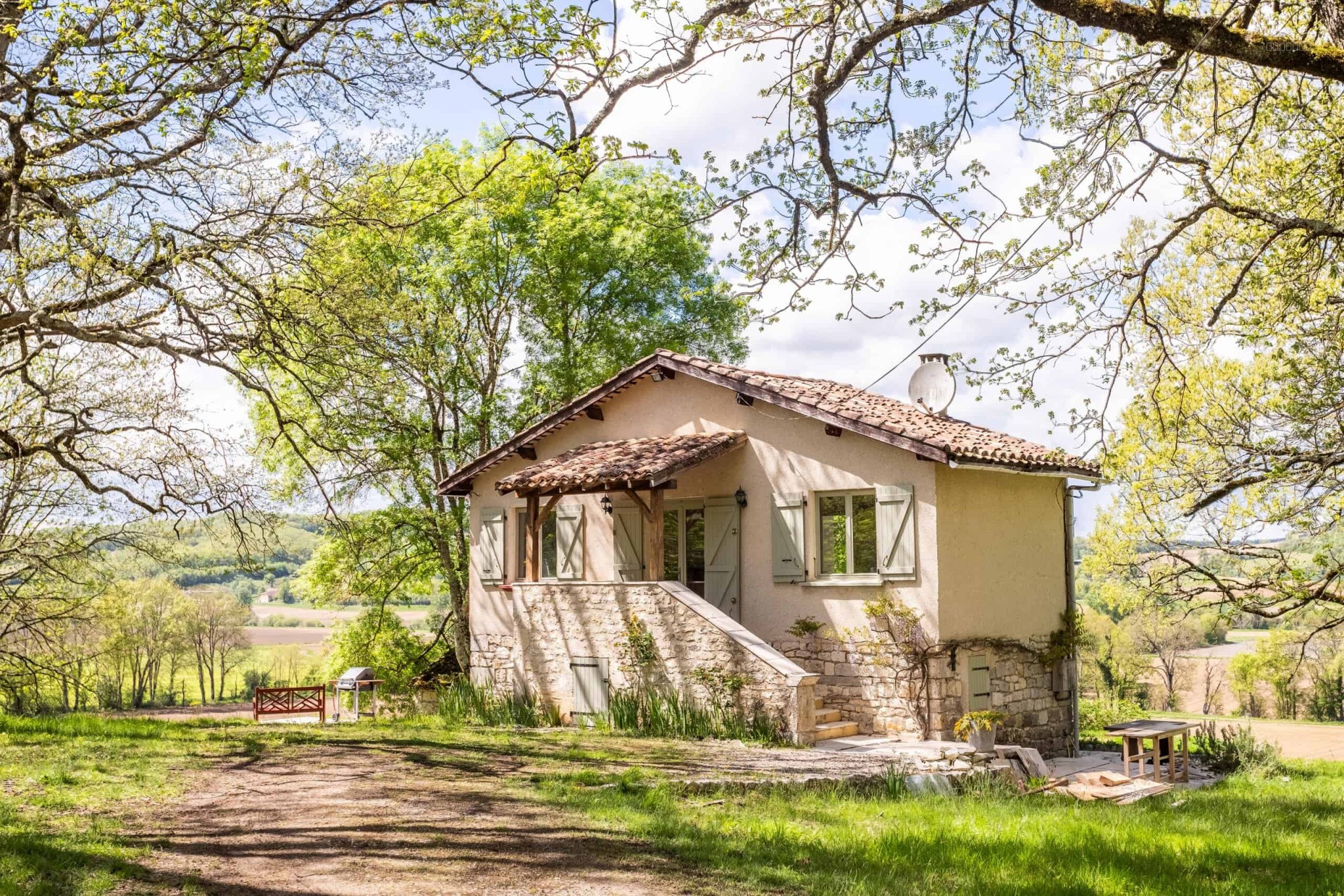 Country property with garden and view — photo 7