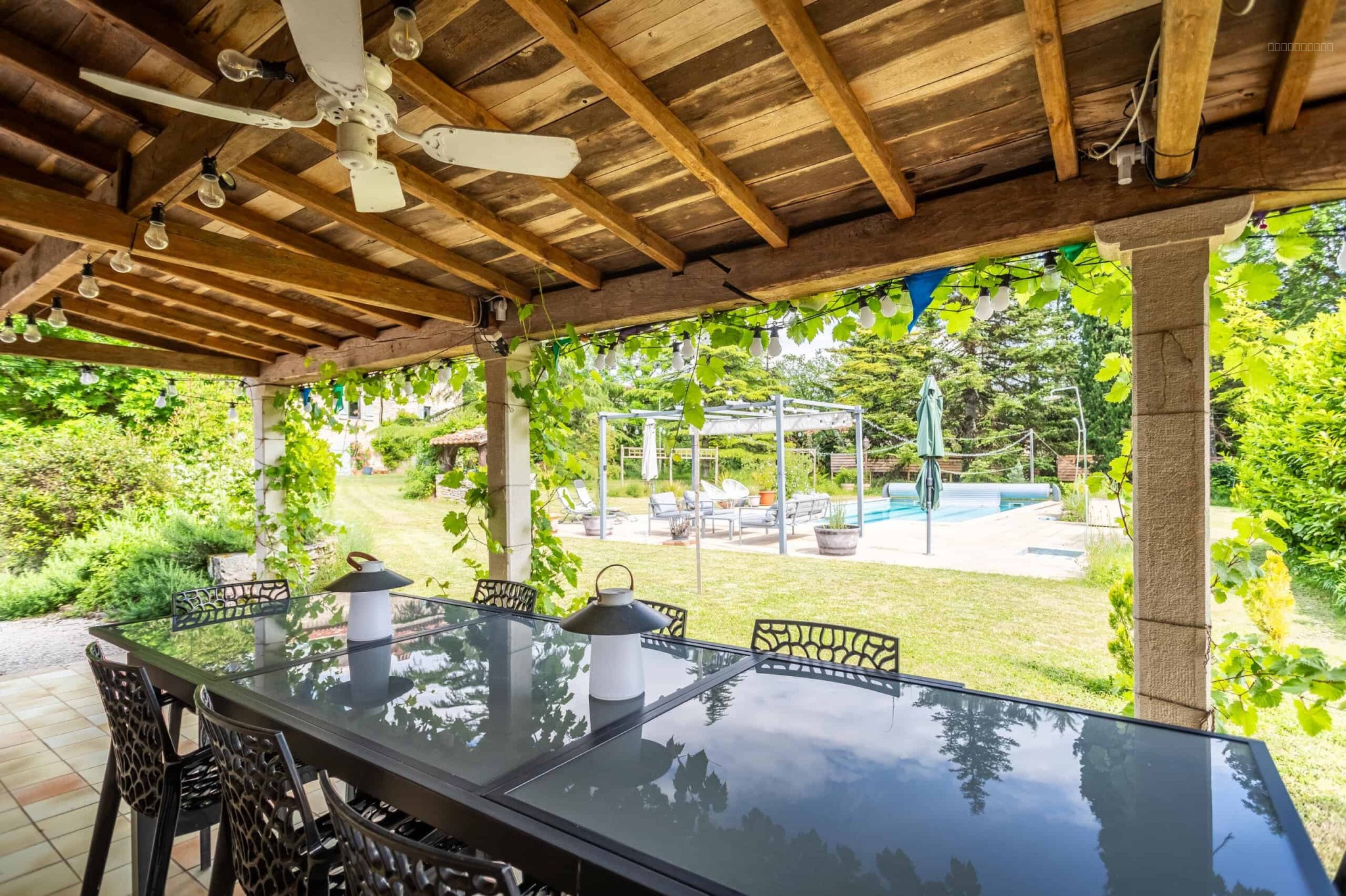 Country property with pool, annexe, barn and garage — photo 19
