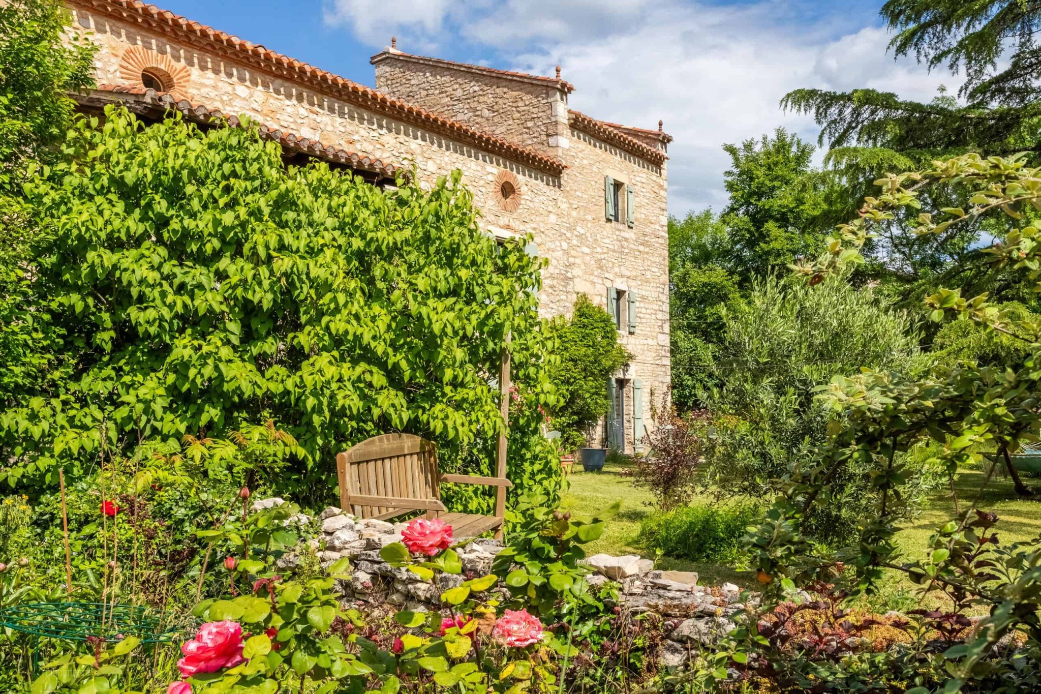 Country property with pool, annexe, barn and garage — photo 6