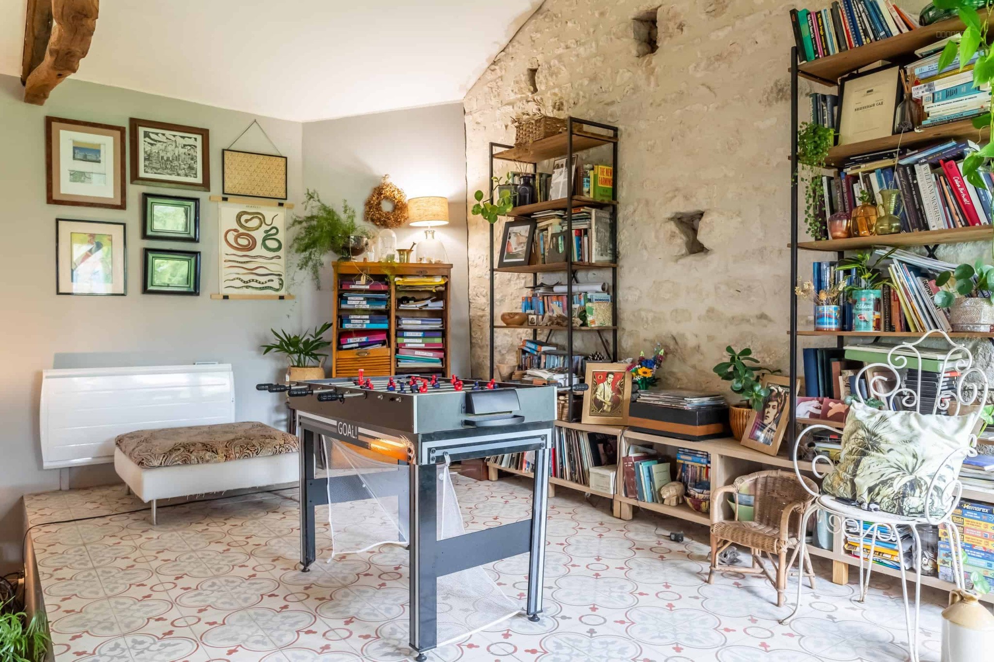 Country property with annexe and garaging — photo 15