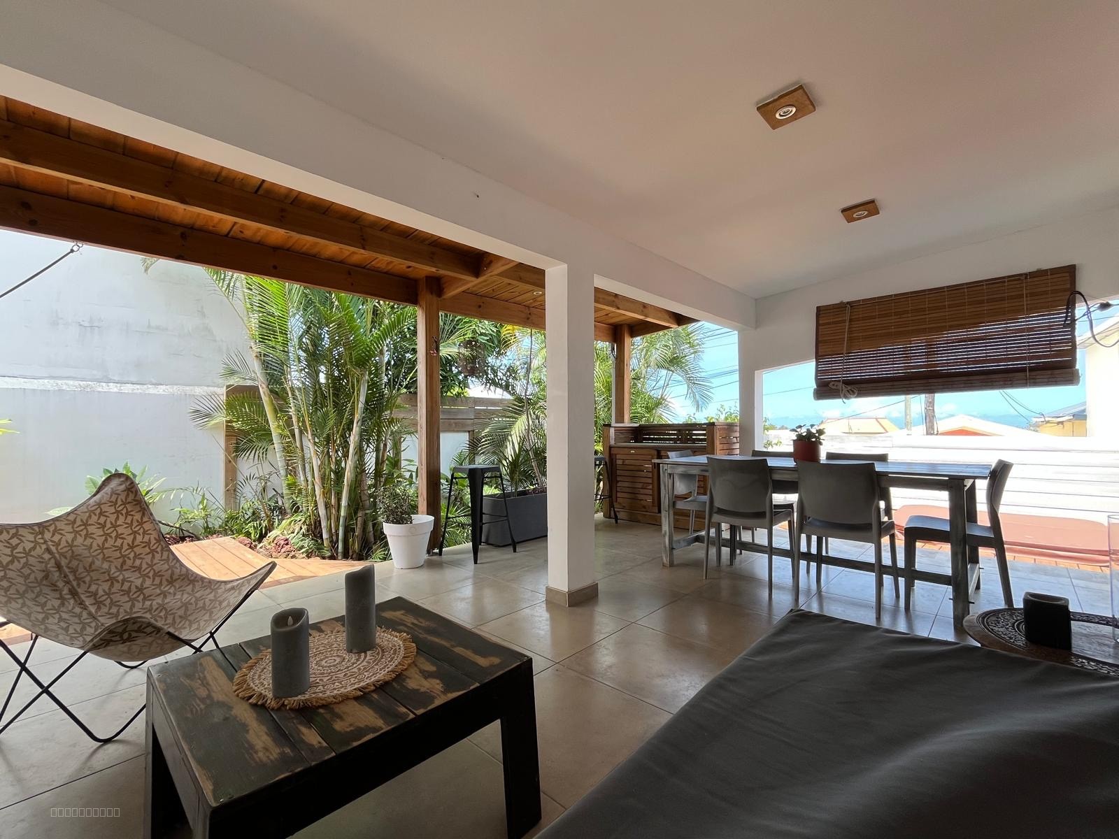 VILLA F3 + T2 LIGNE DES BAMBOUS — photo 6