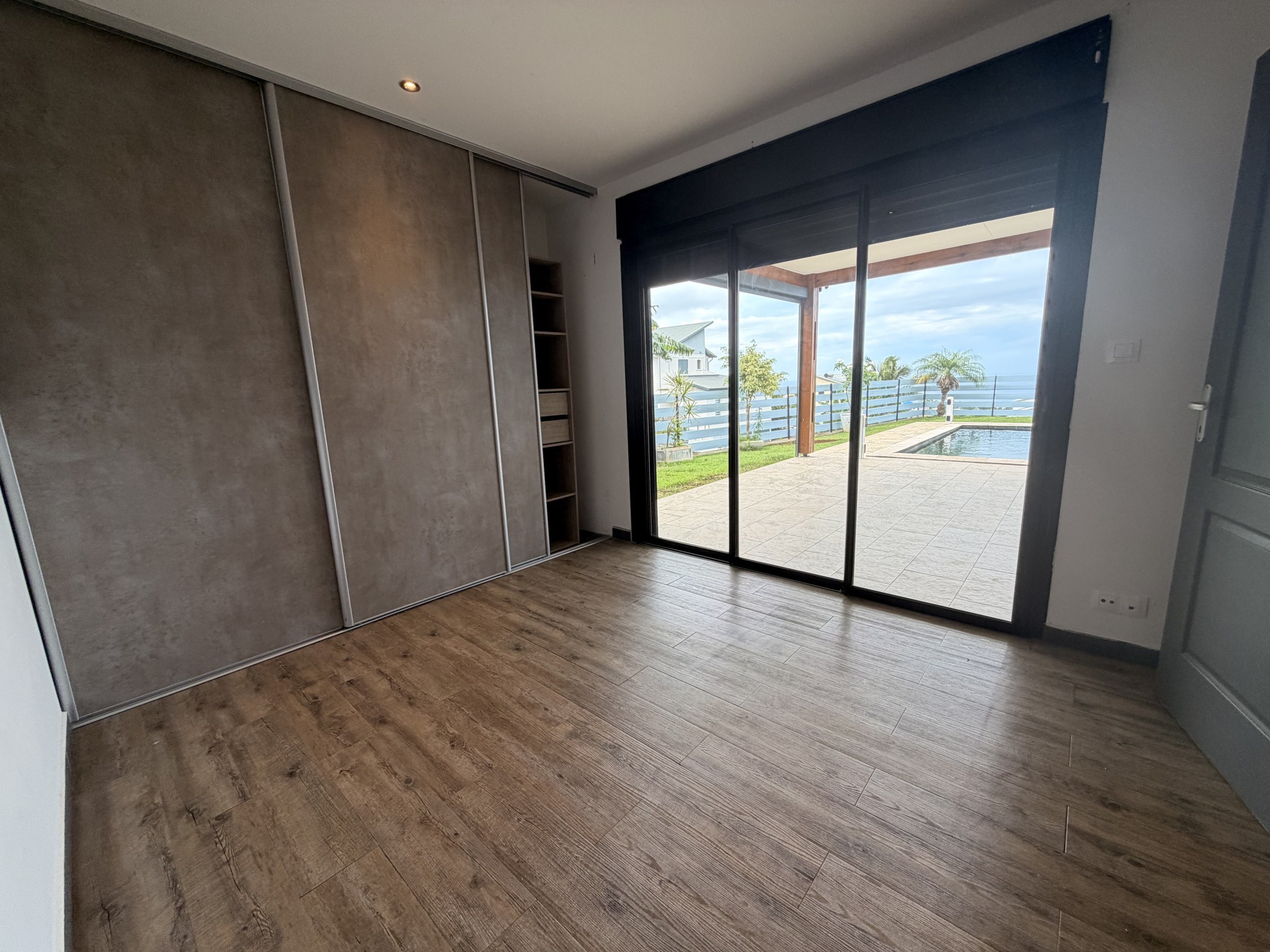 VILLA F7 Sur 1000 m2 SAINT-LEU — photo 10