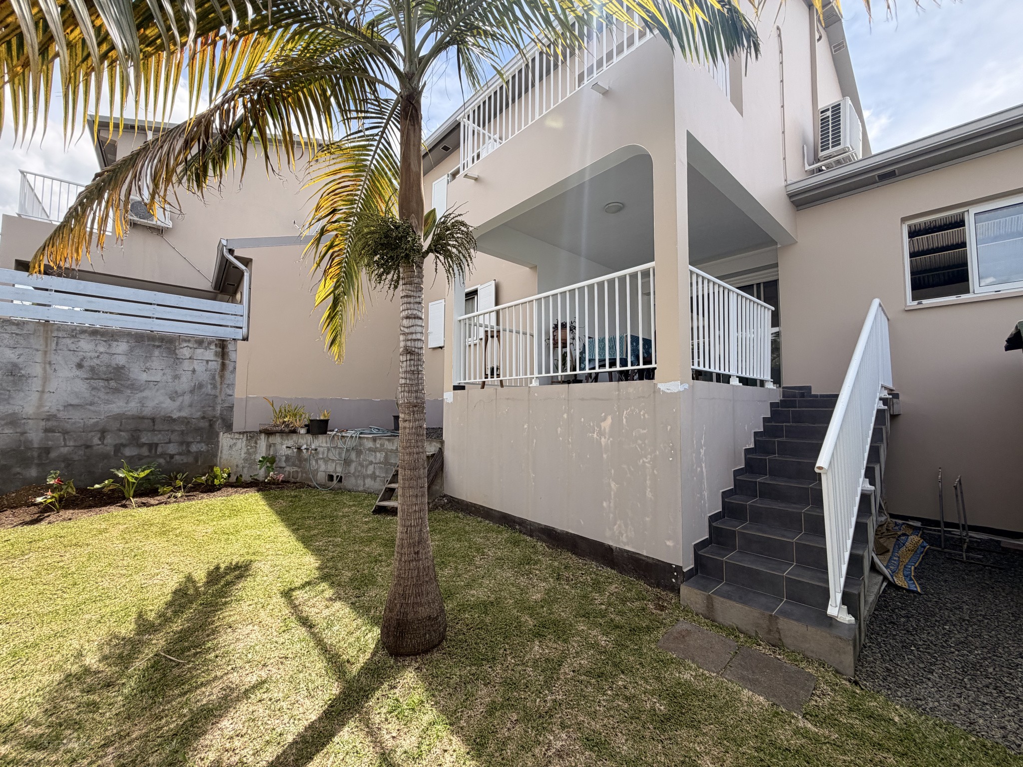 VILLA F5 RAVINE DES CABRIS SAINT PIERRE — photo 8