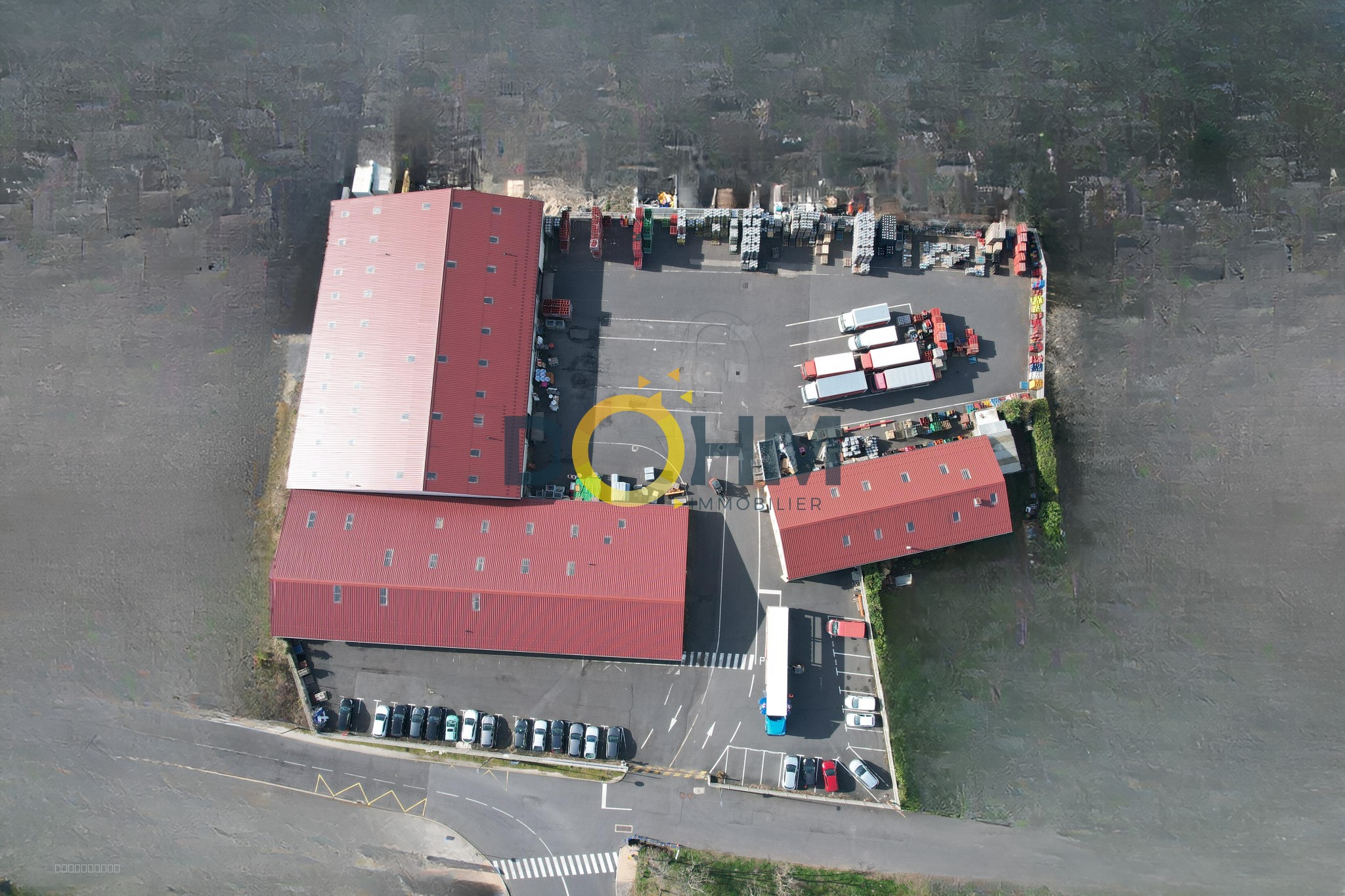 Dépot de 2612 m2 avec 3 bâtiments et 7145 m2 de terrain — photo 4