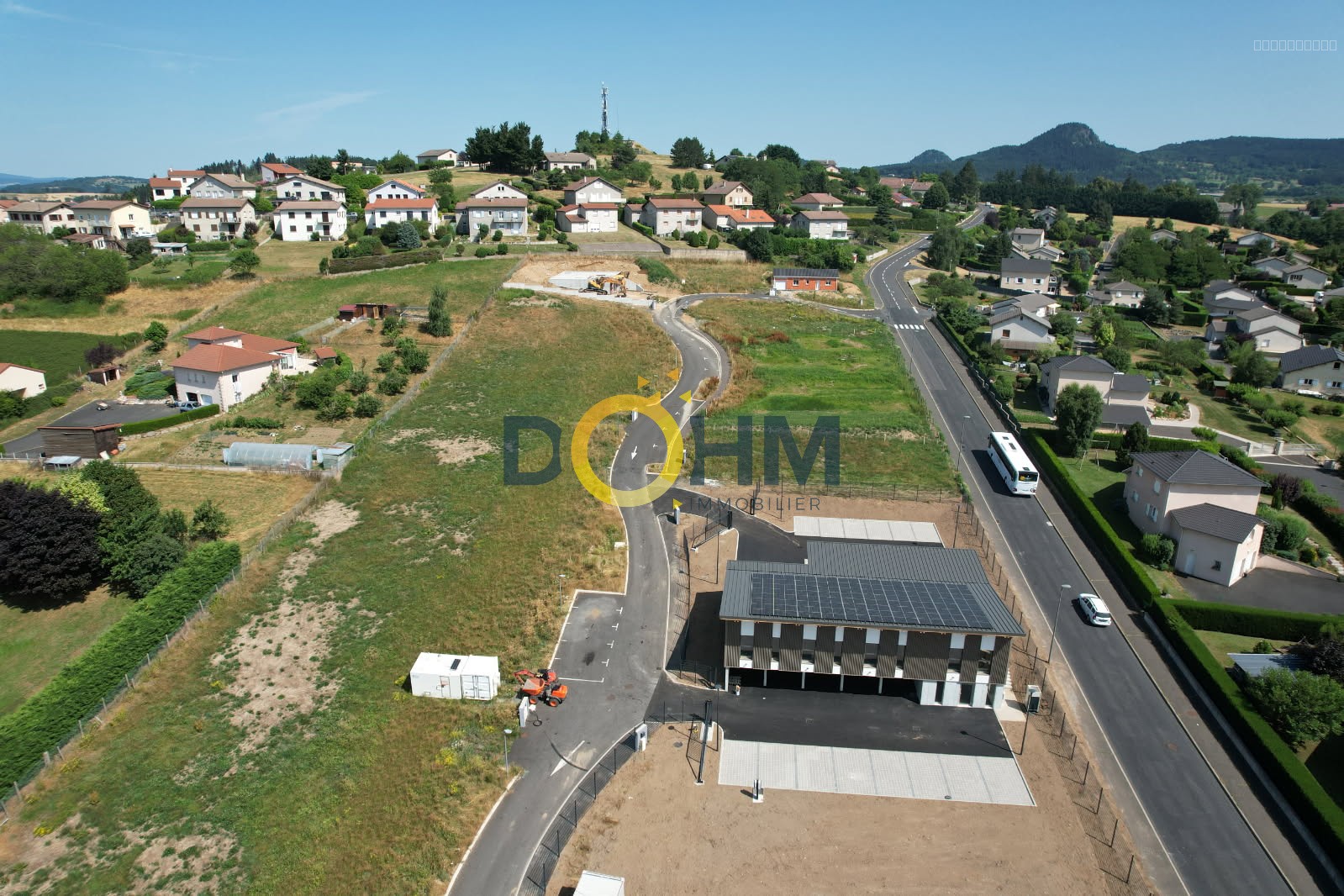 Terrain constructible de 937 m2 à Yssingeaux proche centre-ville — photo 5