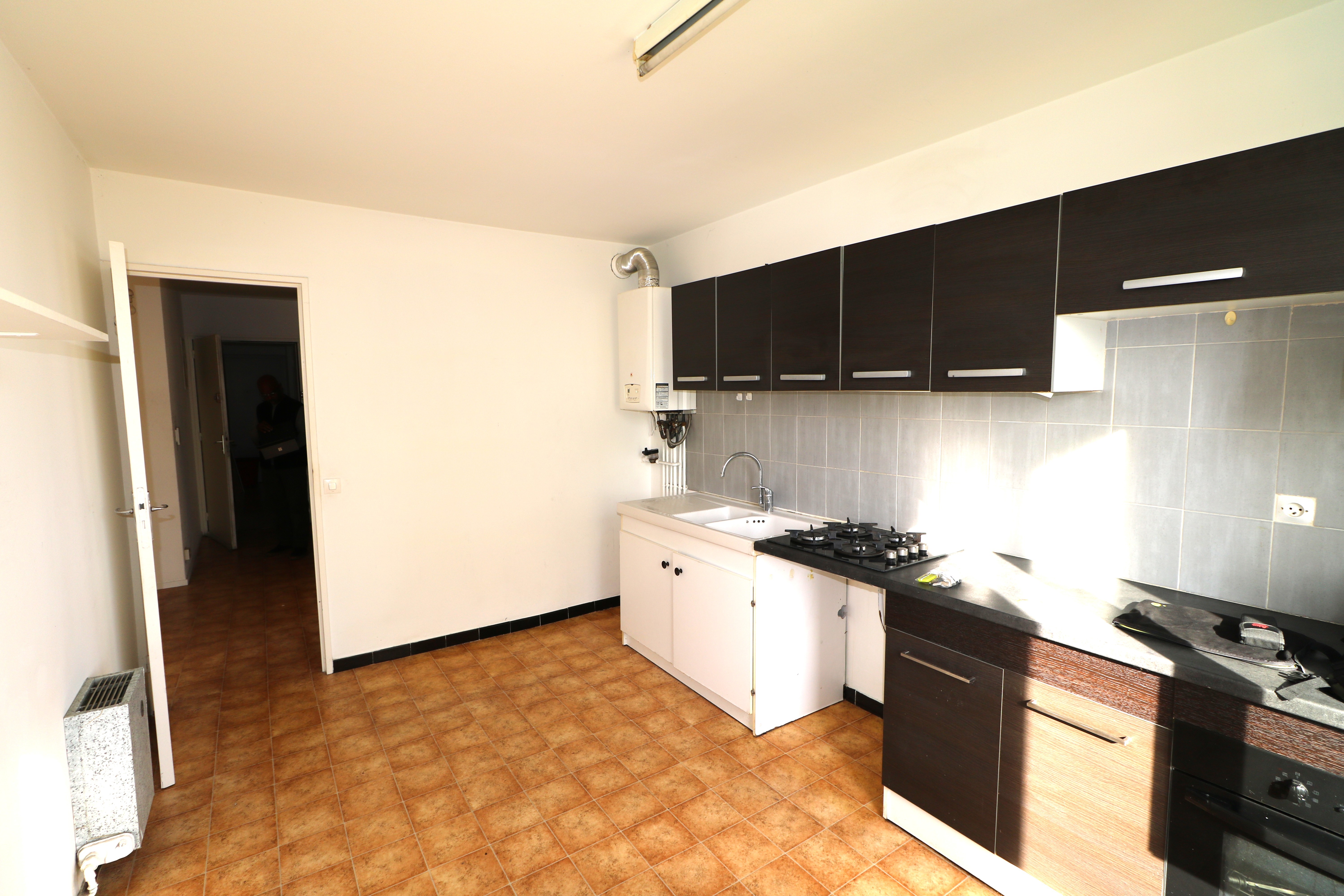 Appartement 2 pièces 60 m2 avec balcon et parking — photo 2