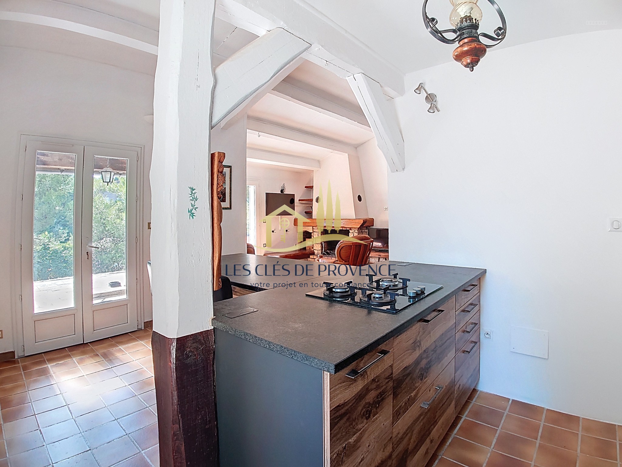 Villa familiale Type 5 avec piscine et jardin arboré à Rognac — photo 3