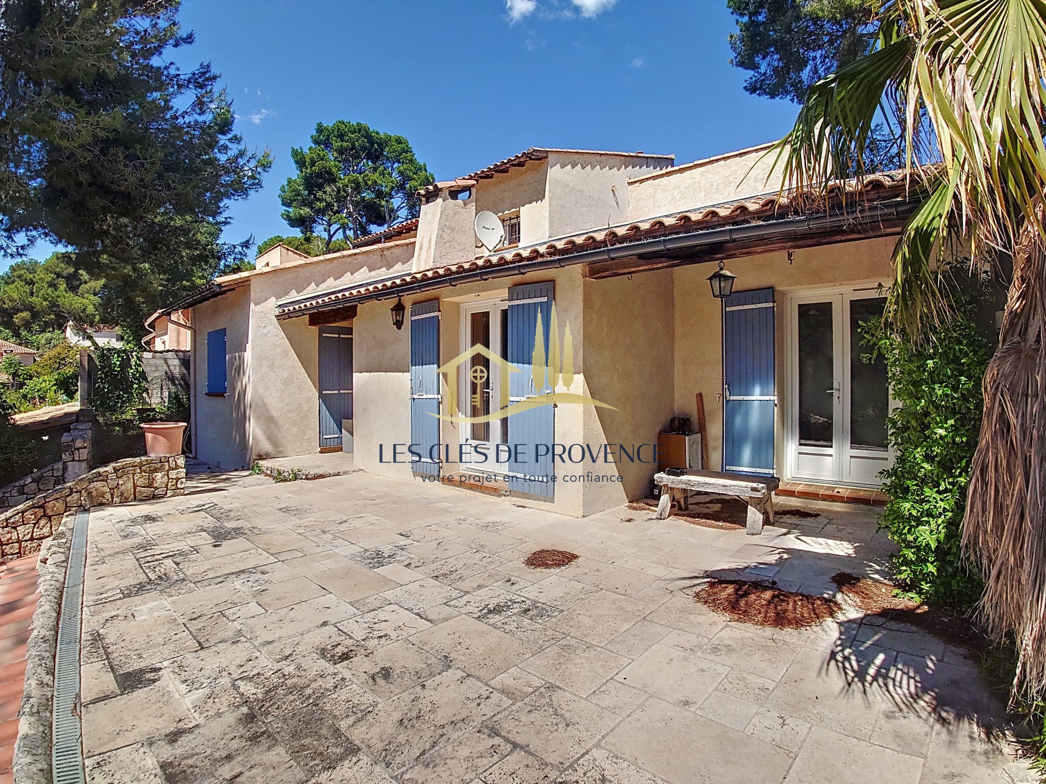 Villa familiale Type 5 avec piscine et jardin arboré à Rognac — photo 8