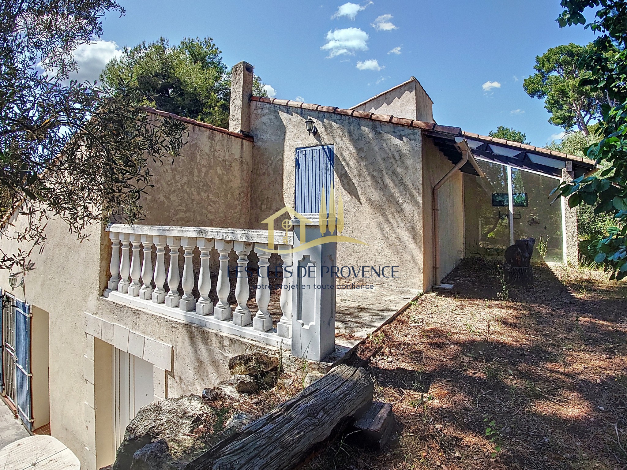 Villa familiale Type 5 avec piscine et jardin arboré à Rognac — photo 16