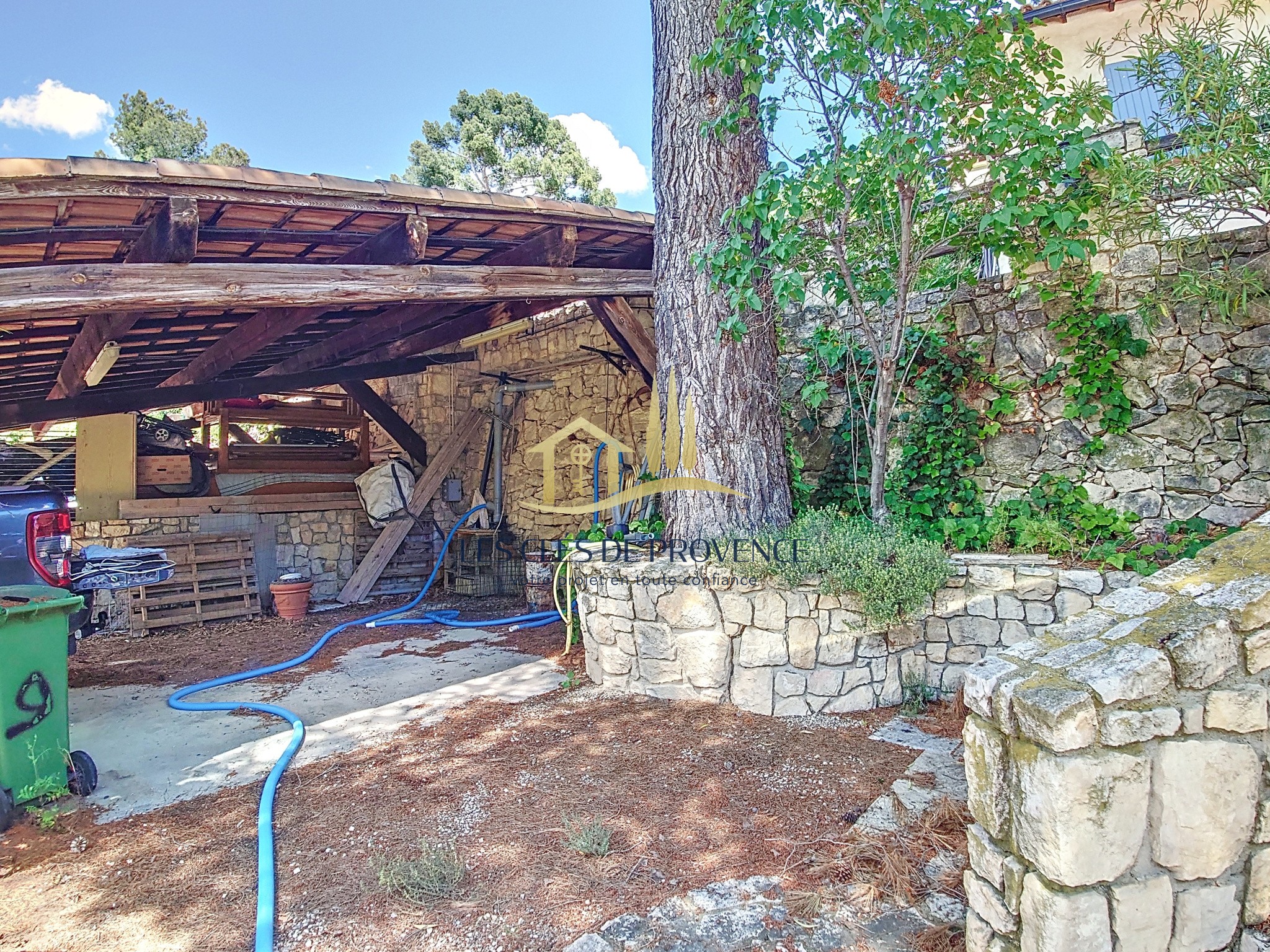 Villa familiale Type 5 avec piscine et jardin arboré à Rognac — photo 17