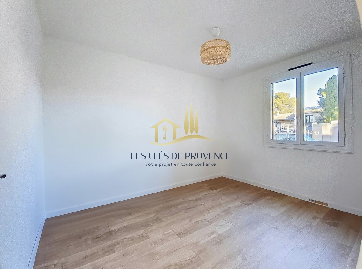Maison de plain-pied, secteur très calme, jardin, 3 chambres — photo 8