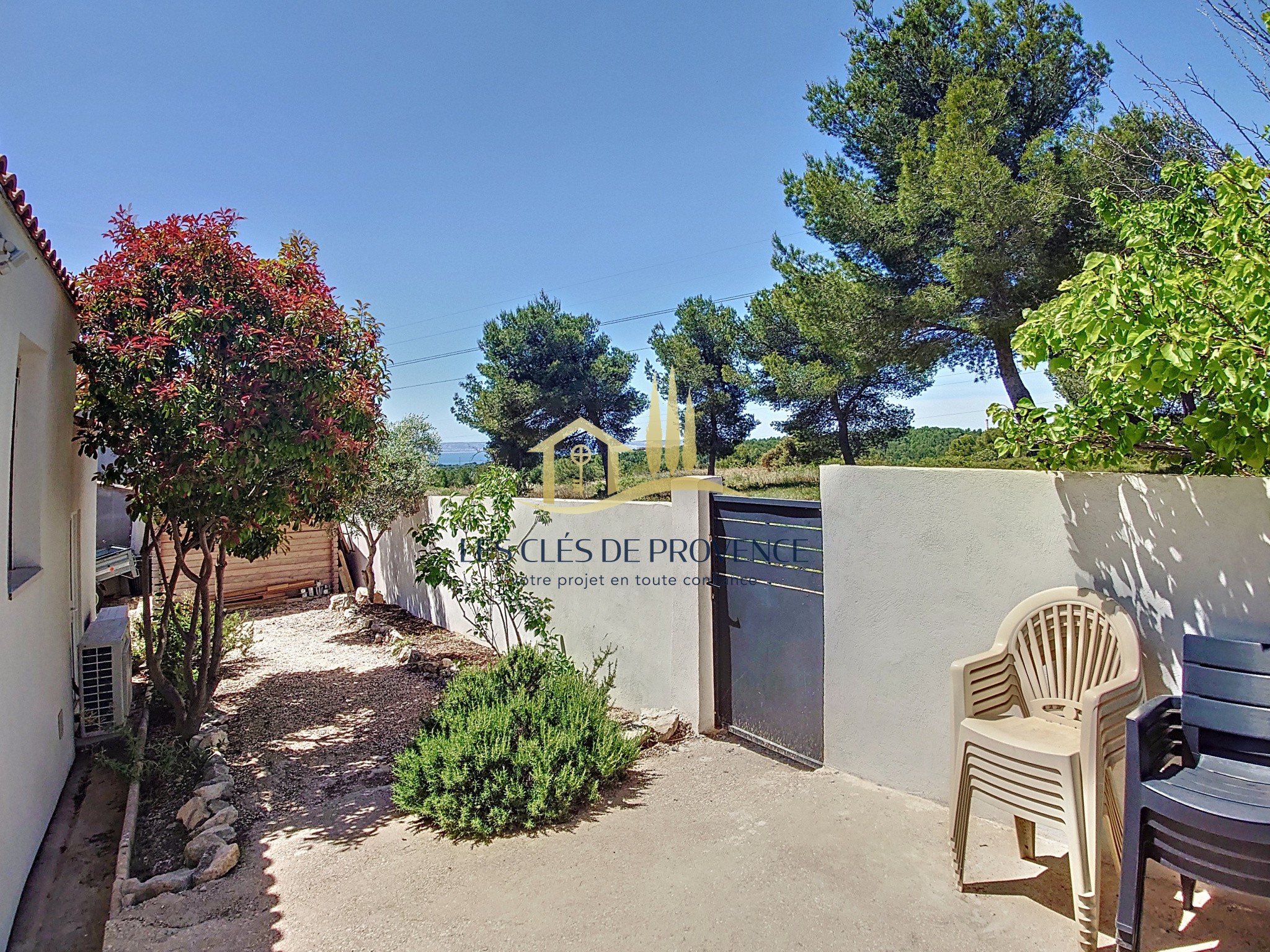 Maison plain-pied type 6 avec jardin piscine et studio — photo 2