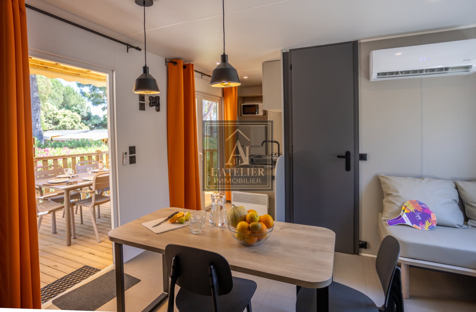 Mobil-home tout confort dans un cadre idyllique à La Crau, camping Le Hameau des Pins — photo 6