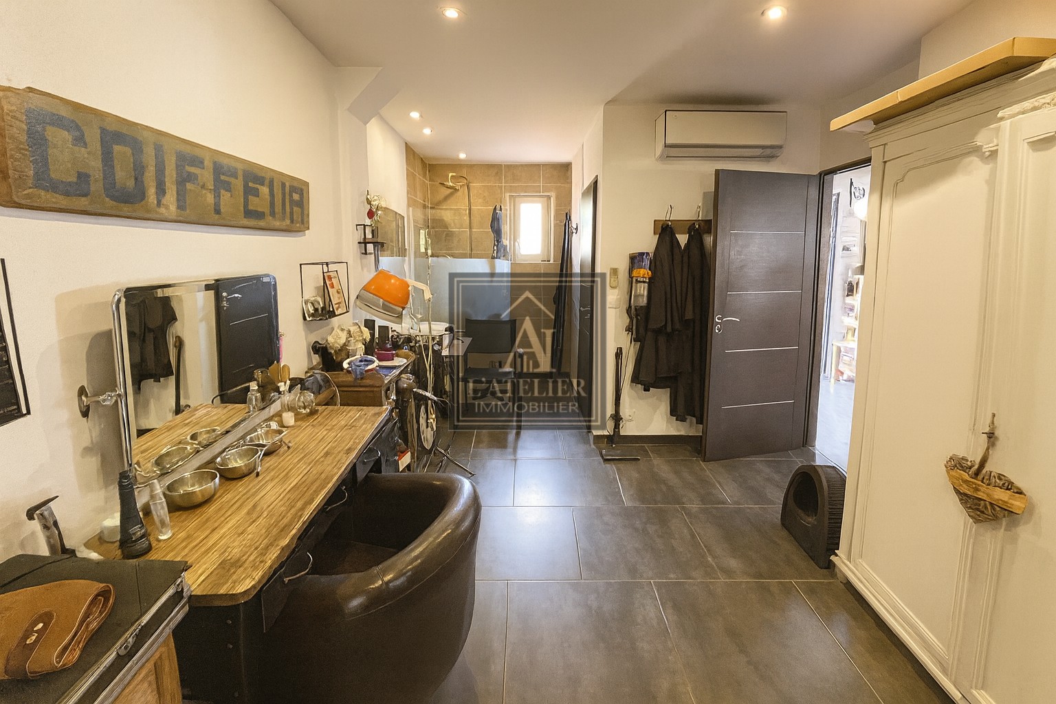 Maison de 165 m2 avec sous sol et piscine sur une parcelle de 1068 m2 — photo 11