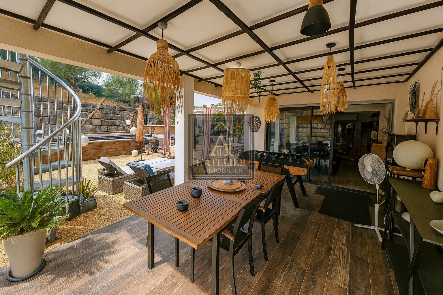 Maison de 165 m2 avec sous sol et piscine sur une parcelle de 1068 m2 — photo 8