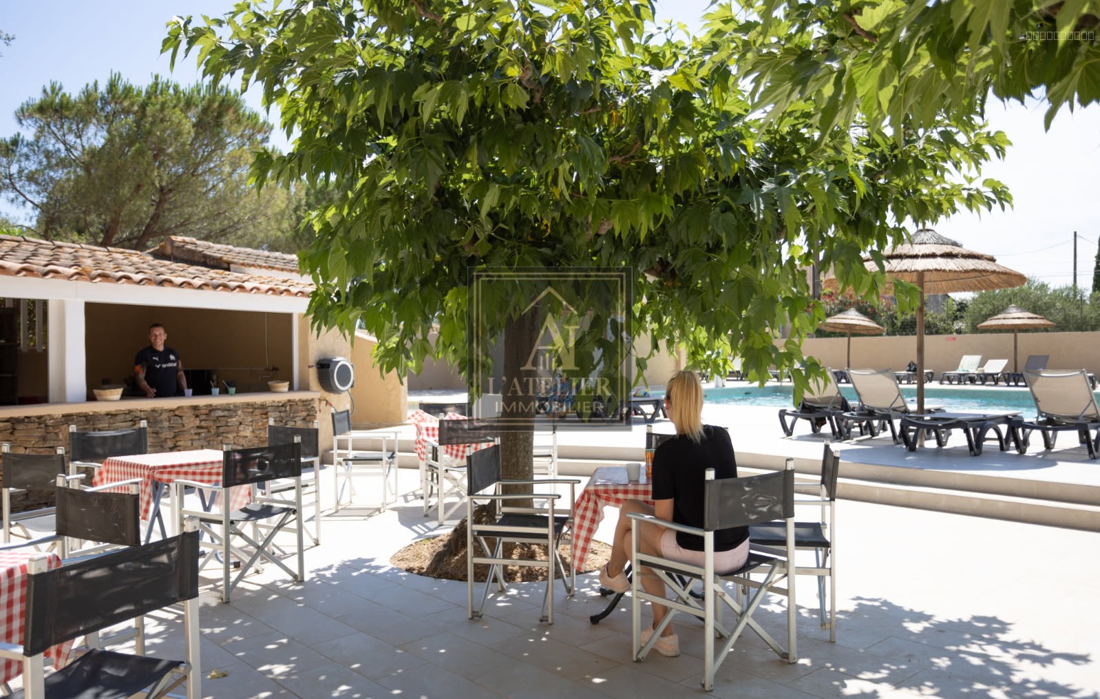 Mobil-home tout confort dans un cadre idyllique à La Crau, camping Le Hameau des Pins — photo 11
