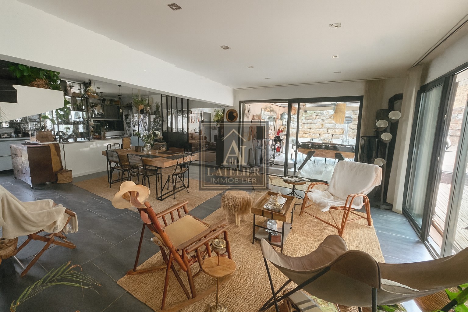 Maison de 165 m2 avec sous sol et piscine sur une parcelle de 1068 m2 — photo 7