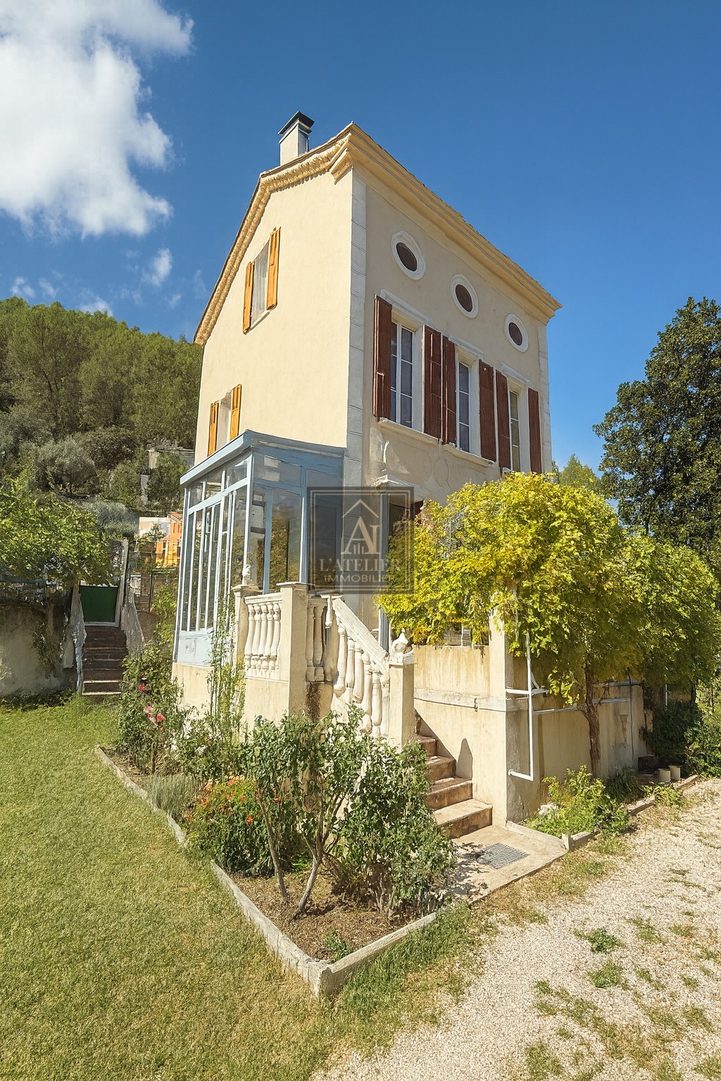 Maison de charme rénovée à Solliès-Toucas — photo 16