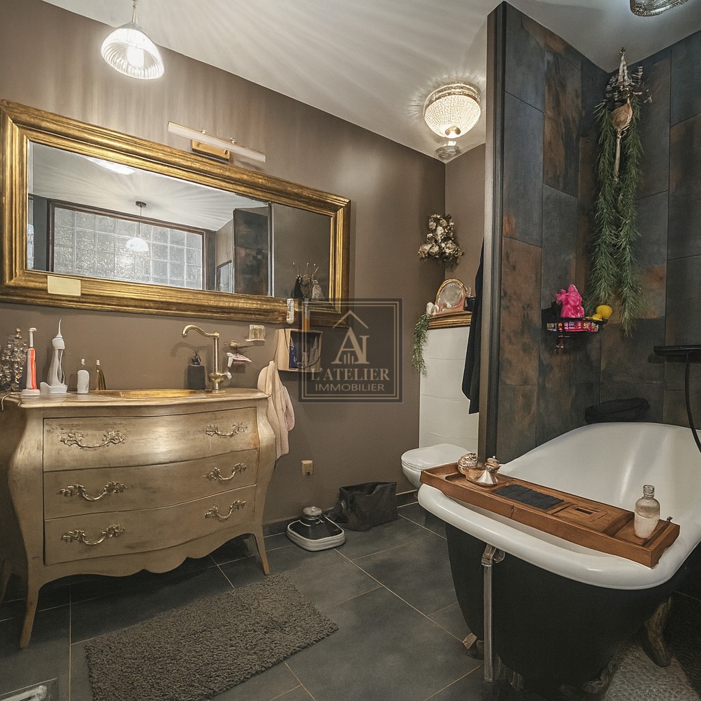 Maison de 165 m2 avec sous sol et piscine sur une parcelle de 1068 m2 — photo 14
