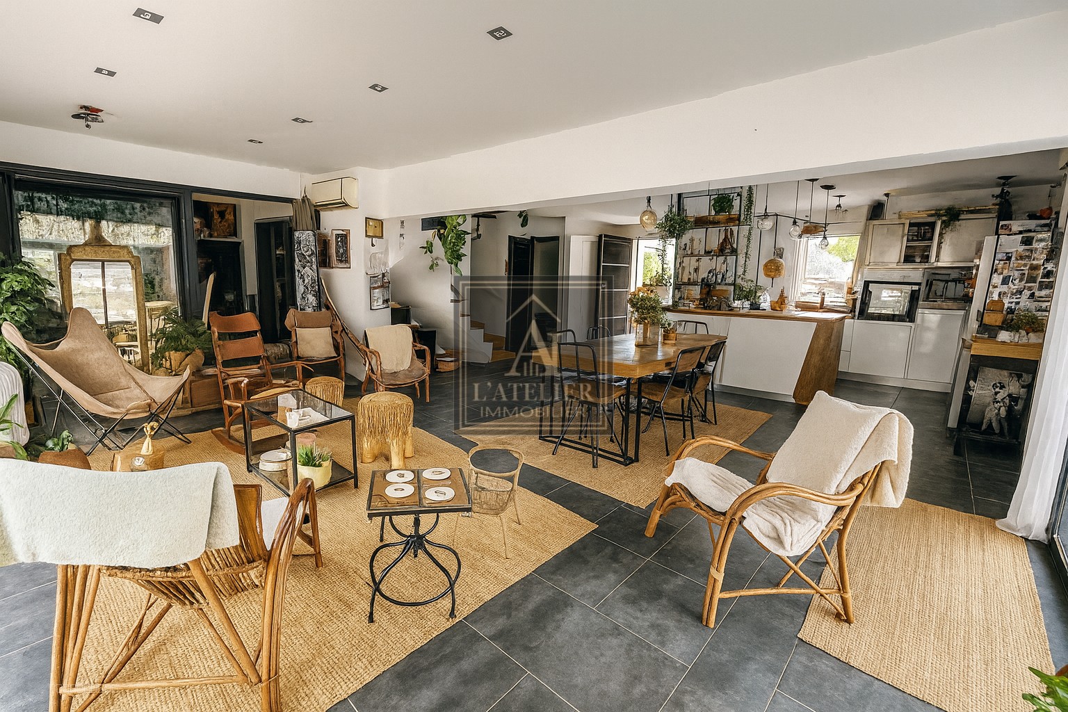 Maison de 165 m2 avec sous sol et piscine sur une parcelle de 1068 m2 — photo 12